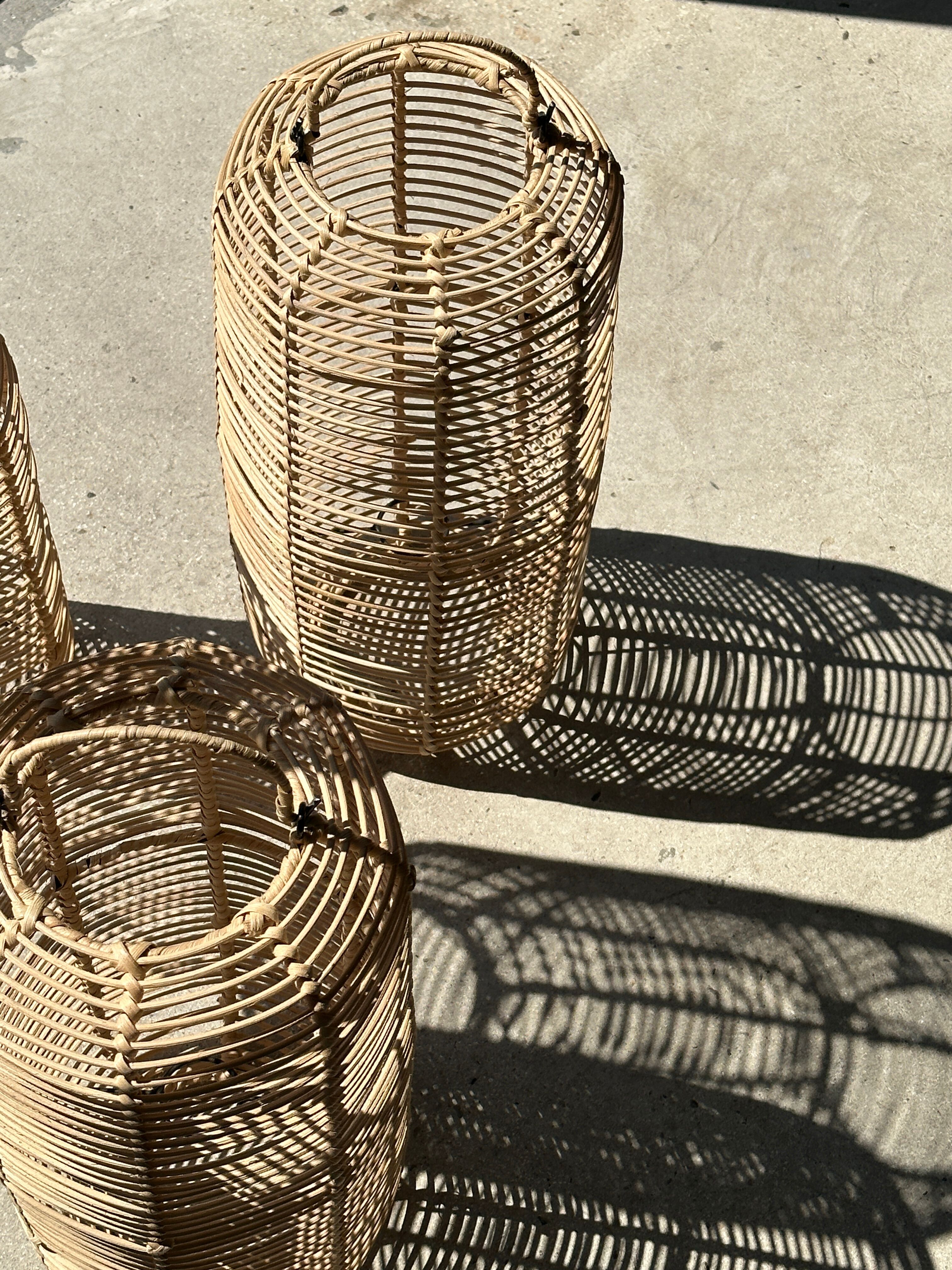 Small lantern-shaped rattan suspension H35 D15