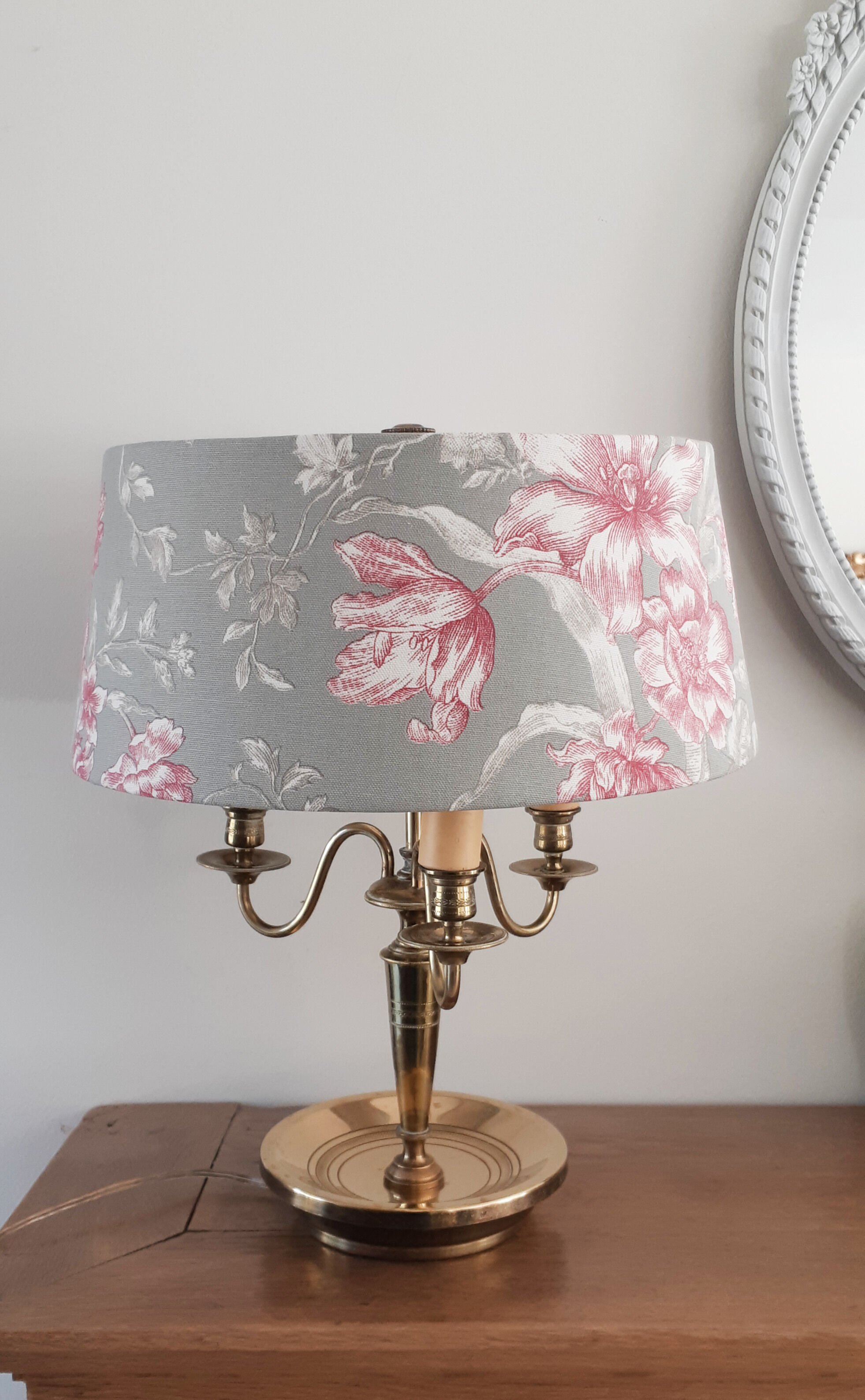 Bronze hot water bottle lamp