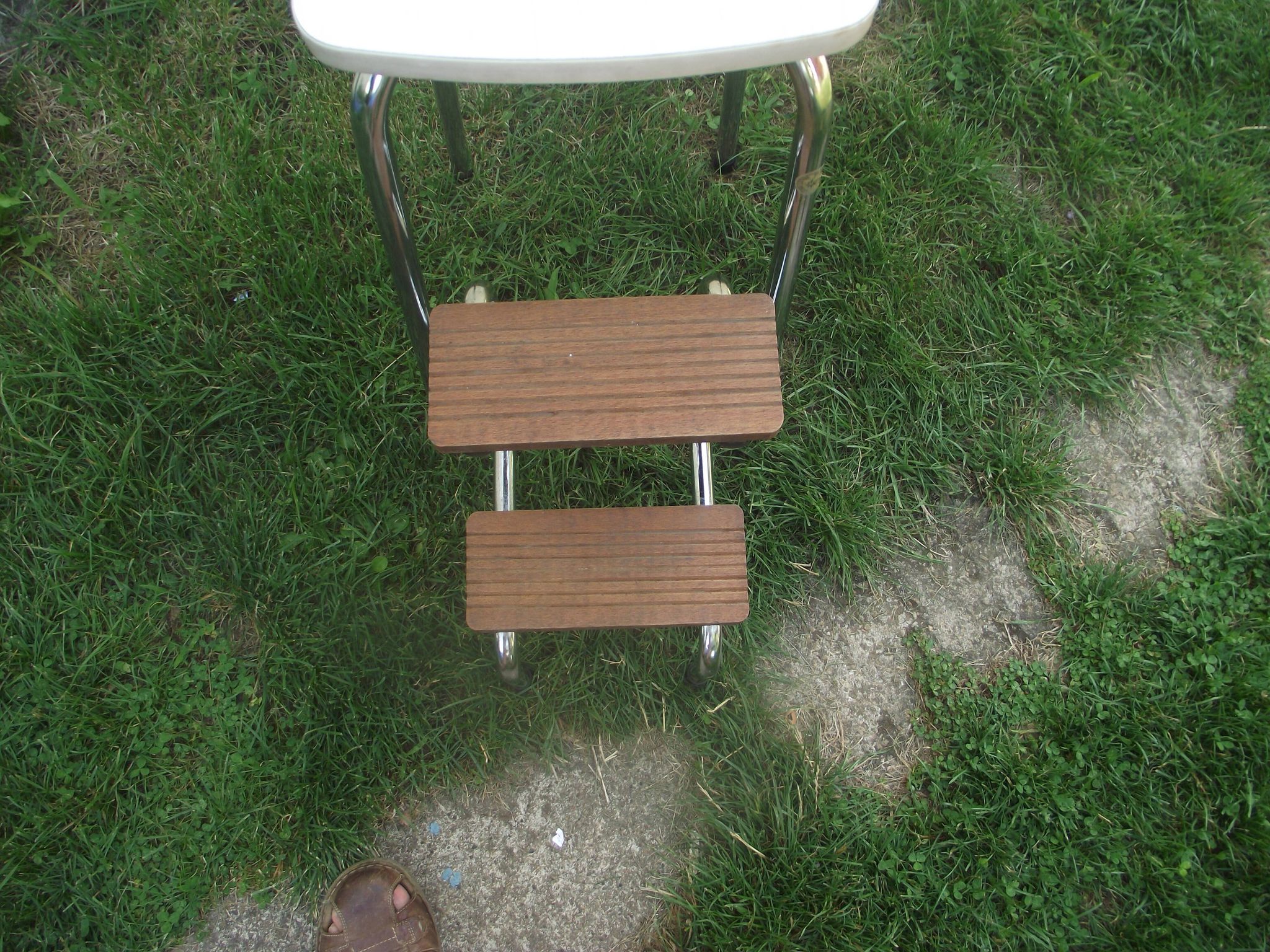 Tabouret-escabeau des années 70