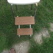 Tabouret-escabeau des années 70