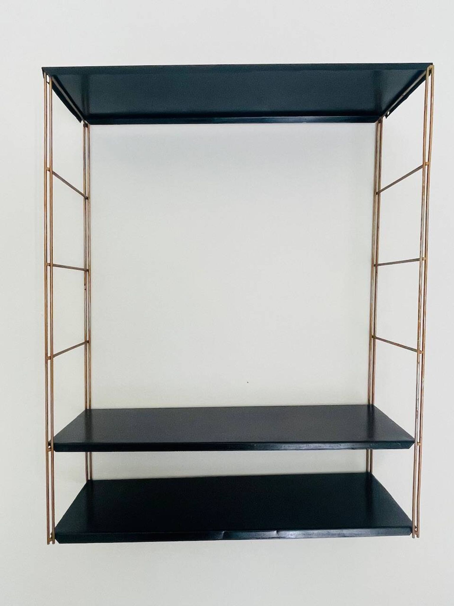 Etagère murale vintage modulable, metal et laiton circa 1960s