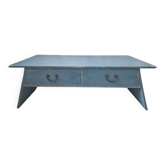 Rectangular blue patinated coffee table