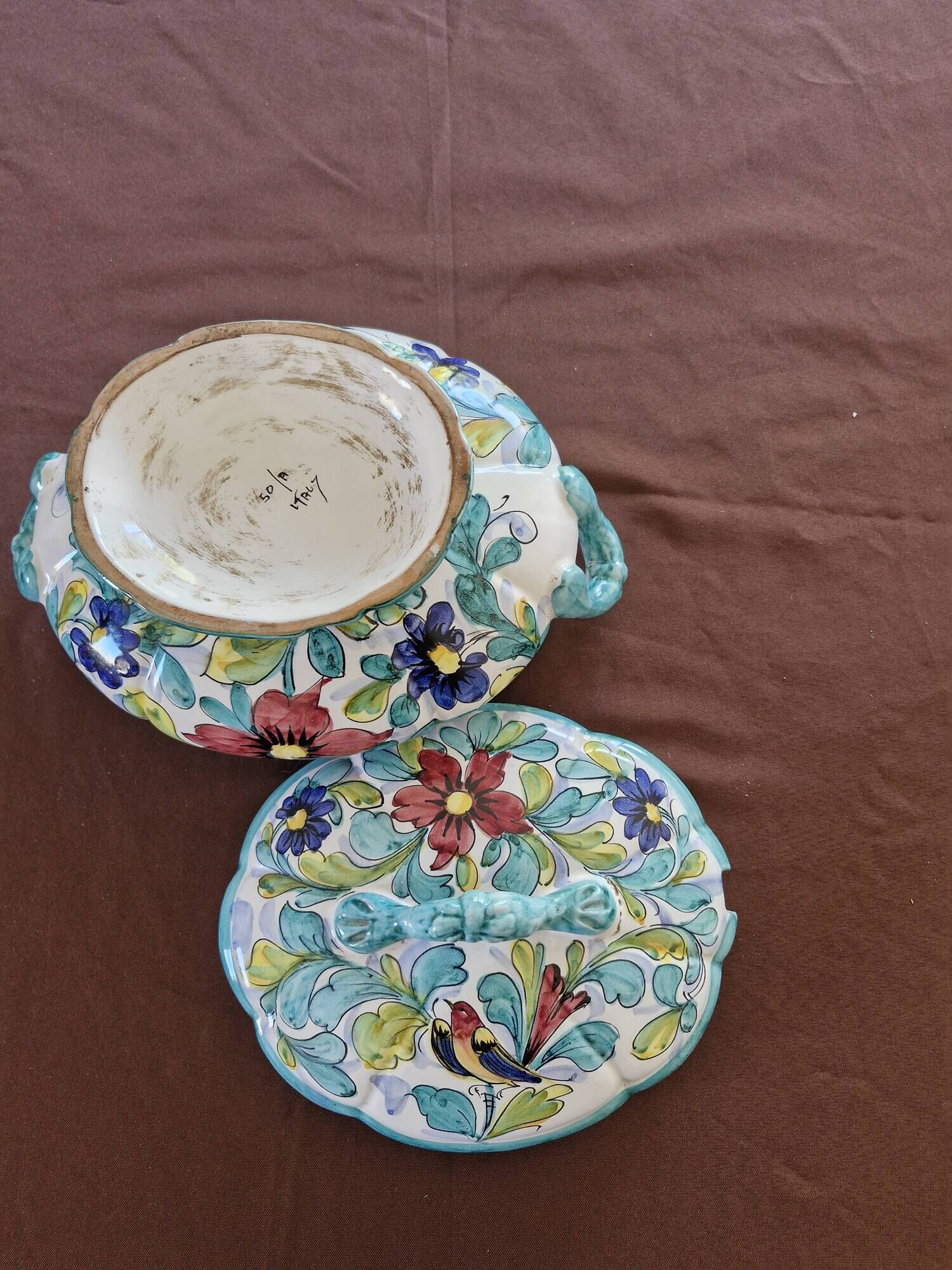 Vintage italian soup tureen in polychrome ceramic – floral decoration – italy