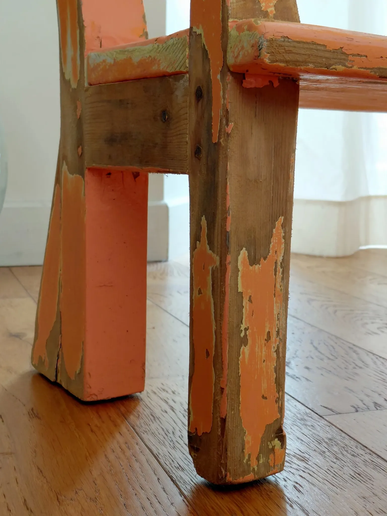 Large antique church bench 268 cm - Unique piece with flaking patina