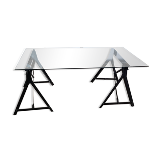 Trestle desk