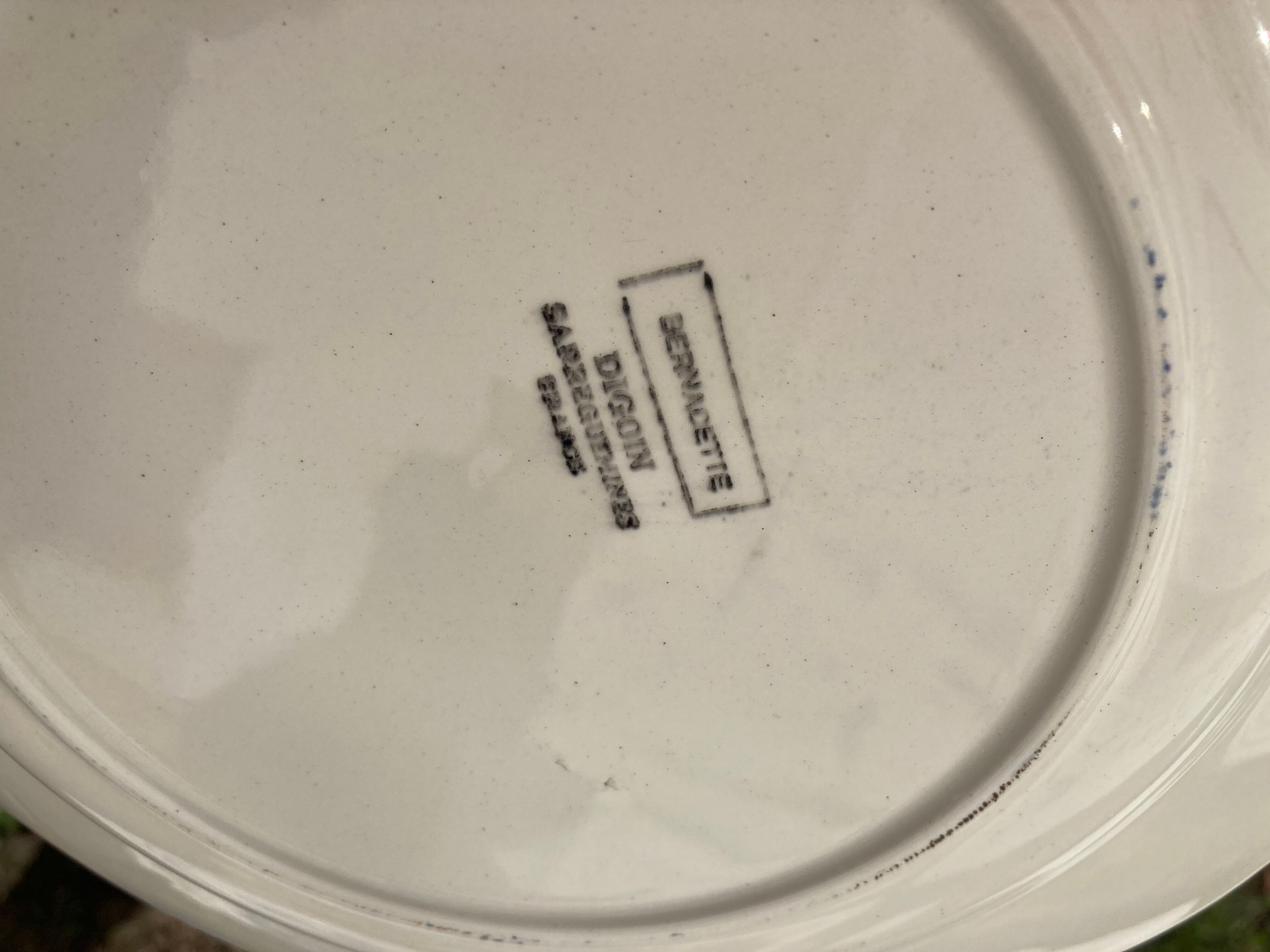 8 flat plates Digoin Sarreguemines blue and white vintage with countryside village décor