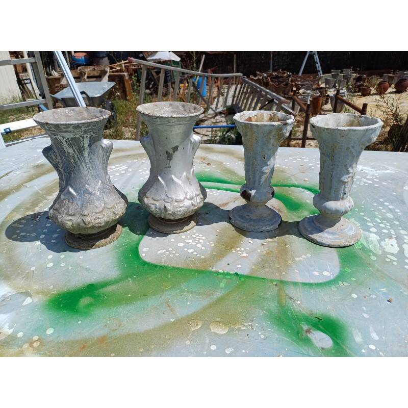 2 pairs of cast iron vases 1900 Charleville-Mézières