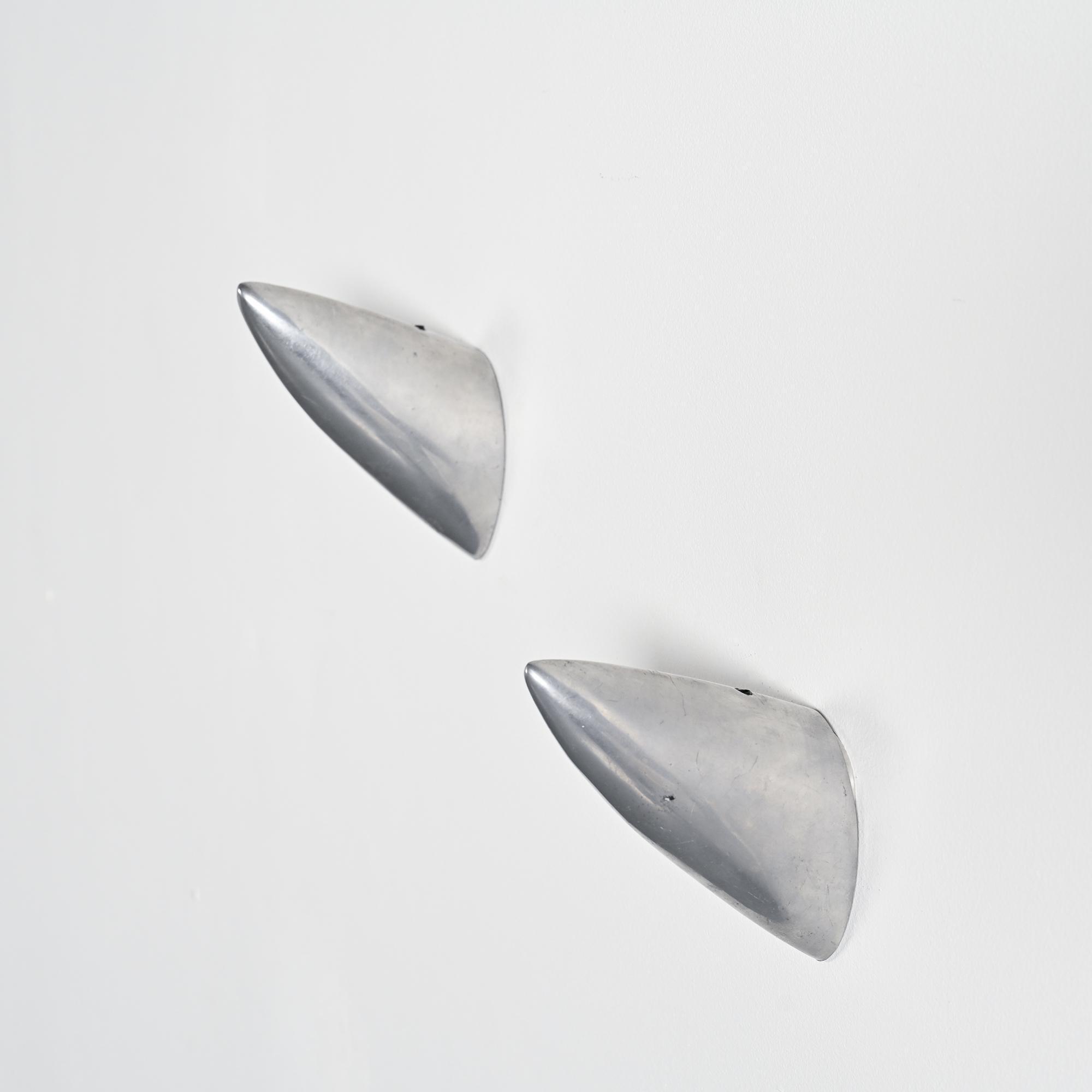 Pair of coat hooks "Chab Wellington" by Philippe Starck, O.W.O 1987