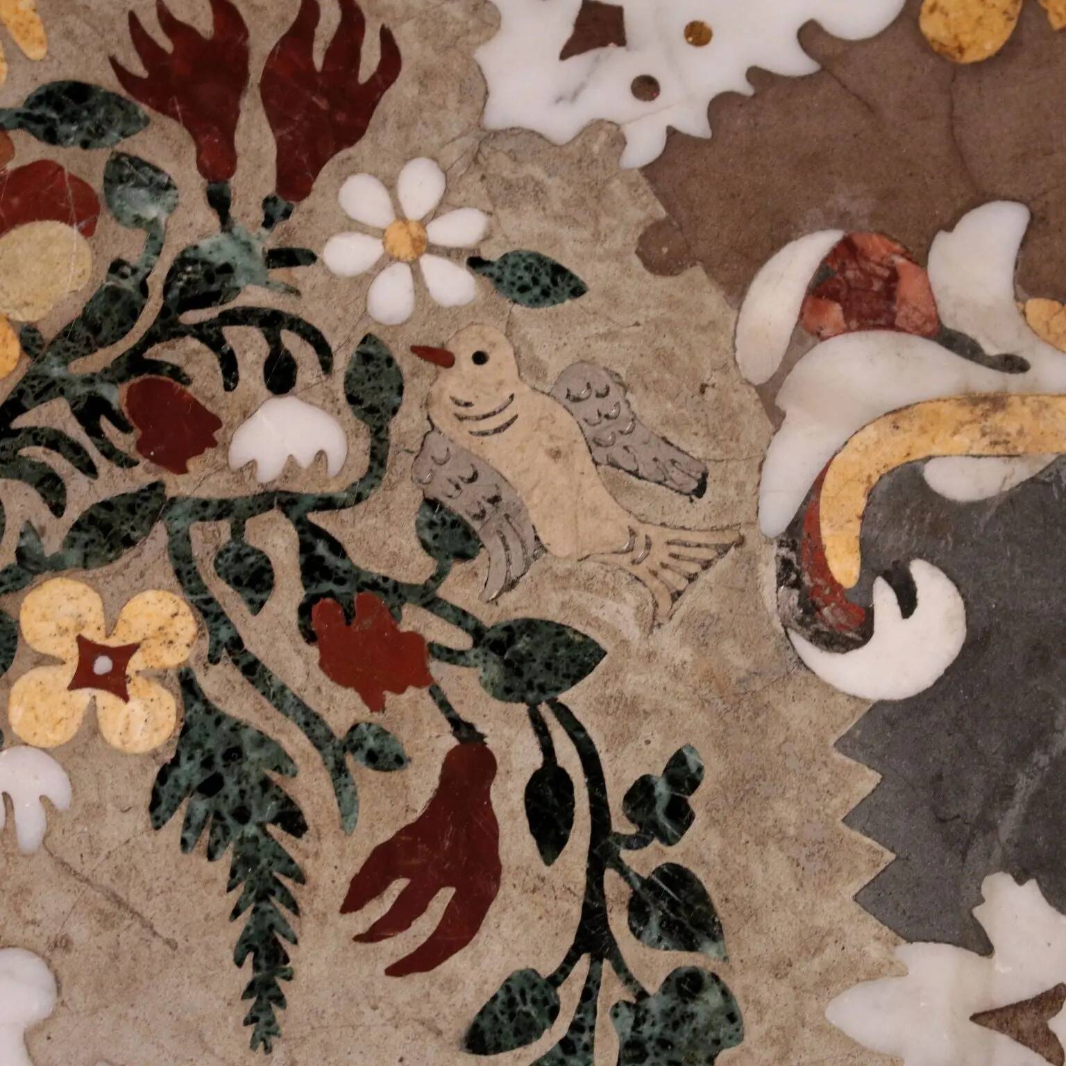 Napolitan marquetry round table, gilded, Italy, 19th century