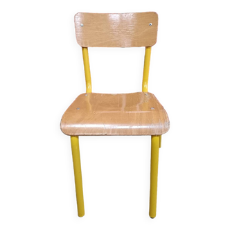 Vintage yellow school chair