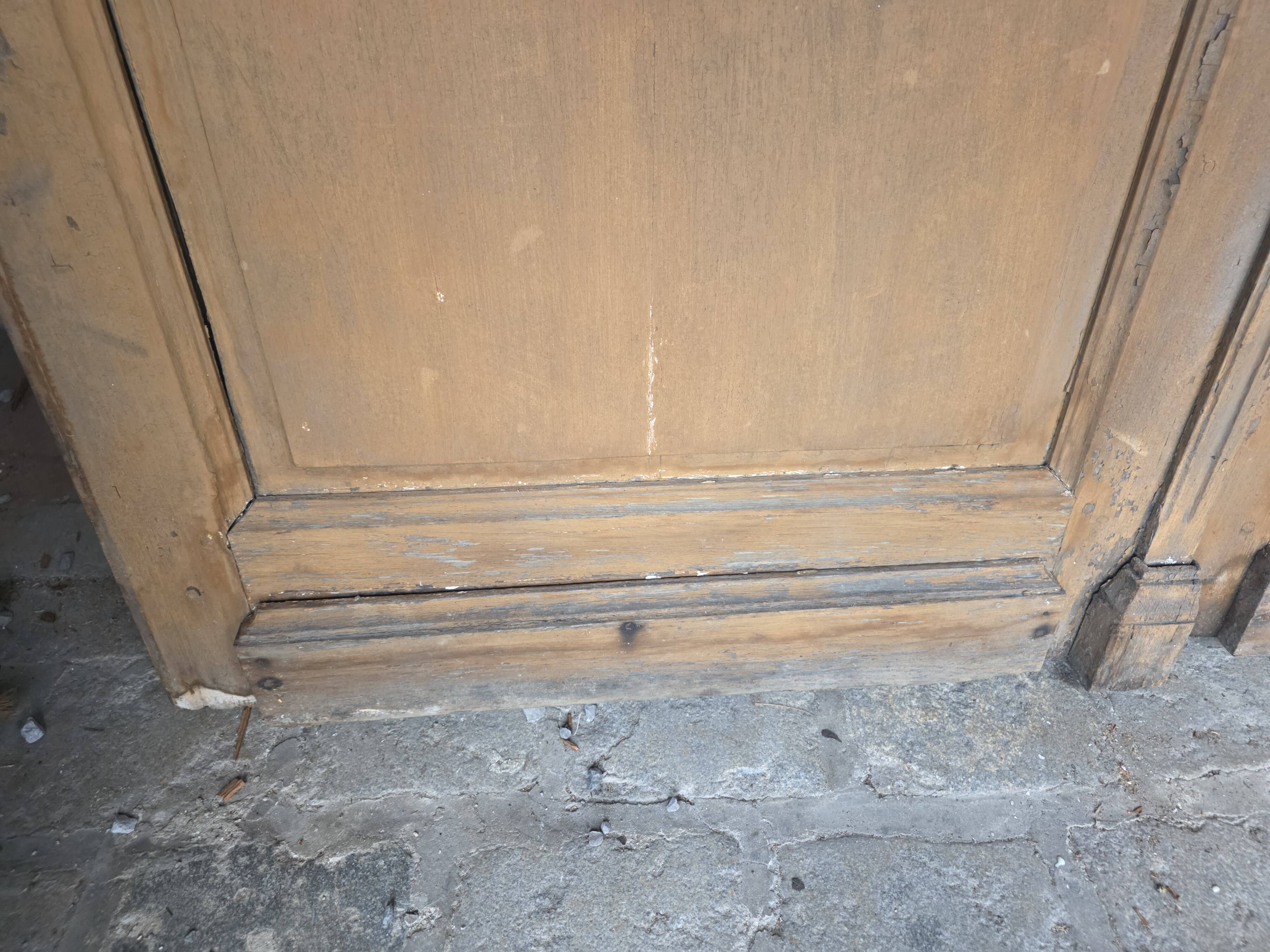 Pair of separation doors from the 19th century