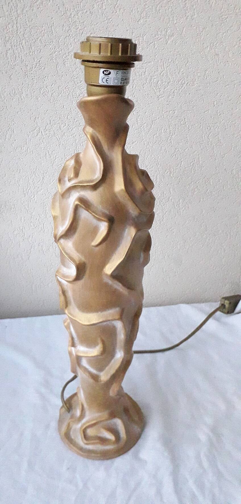 Ceramic lamp base