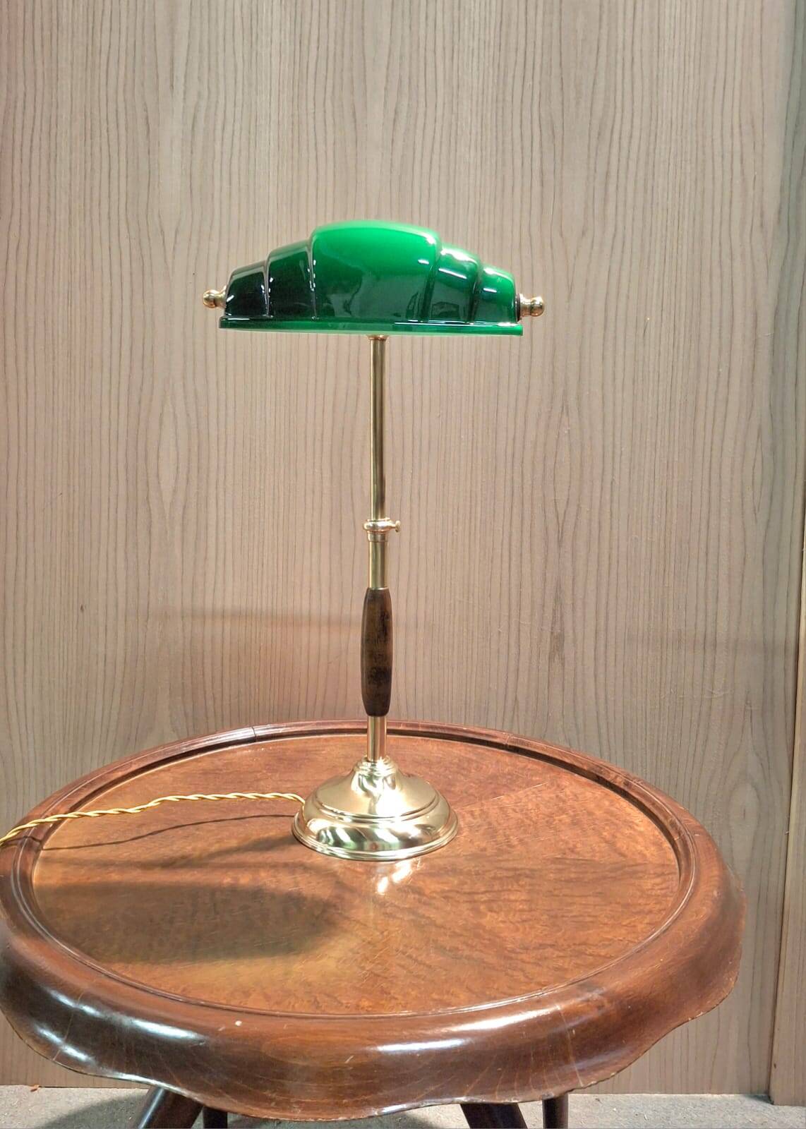 Lampe de bureau ministérielle Churchill en verre vert et laiton