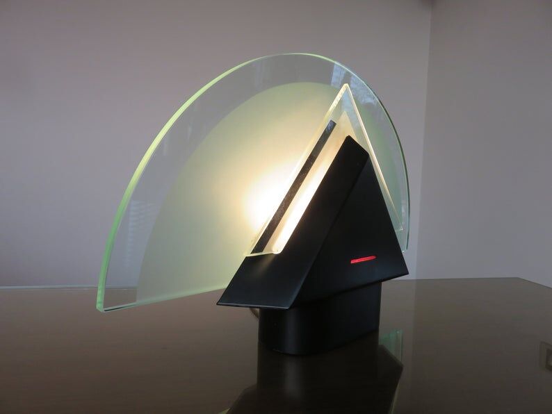 Graphic lamp "half moon" 1980s era Memphis