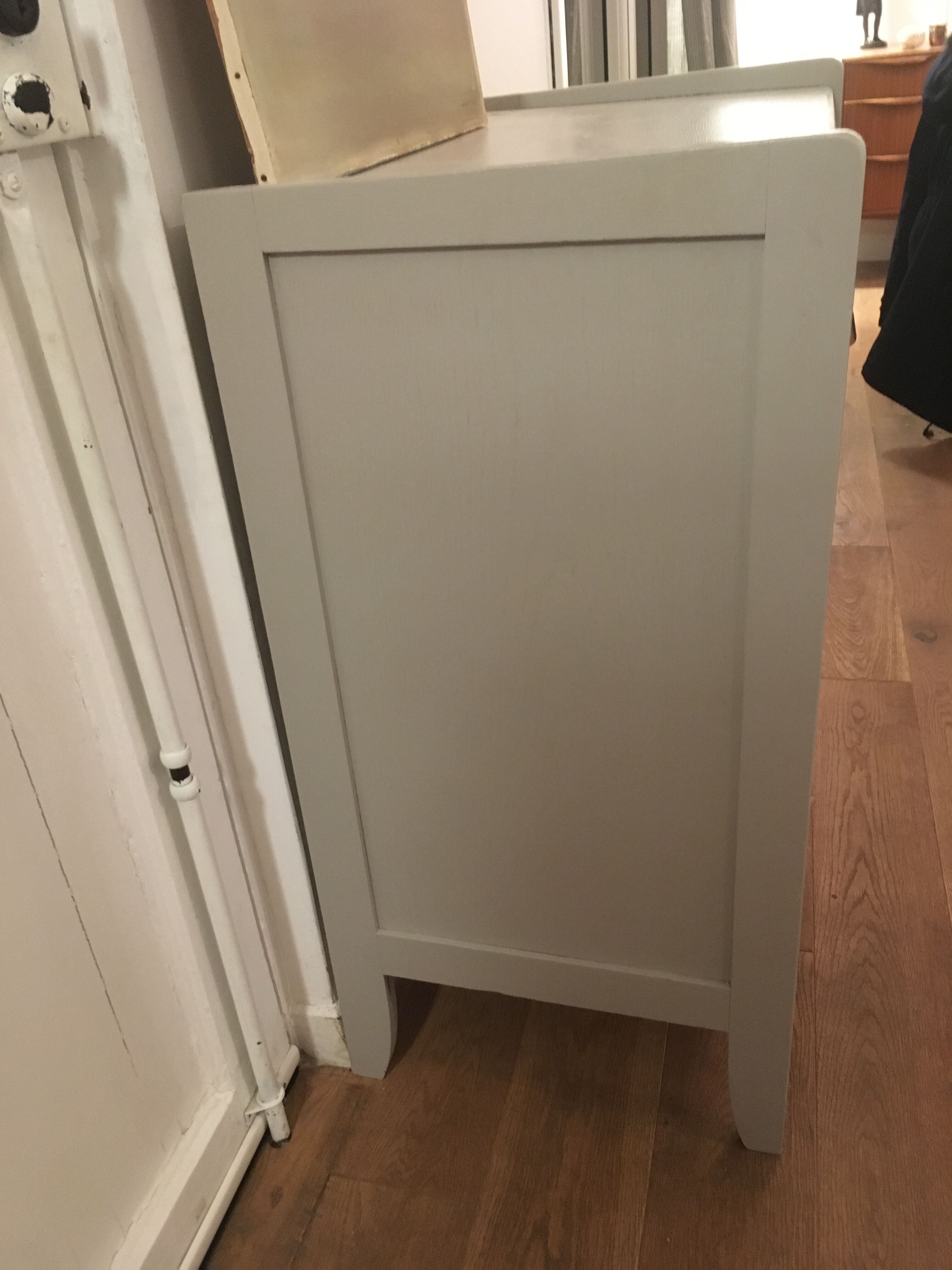 Scandinavian chest of drawers 4 drawers