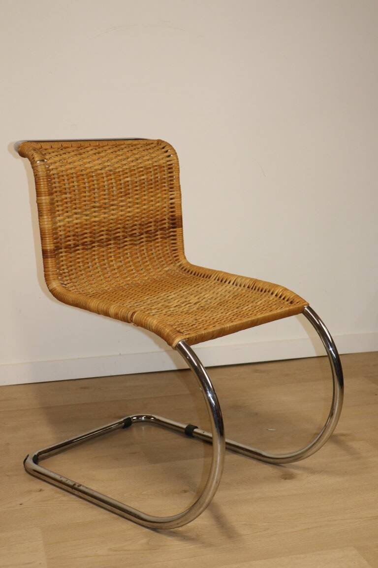 Chaise vintage "MR10" par Ludwig Mies van der Rohe