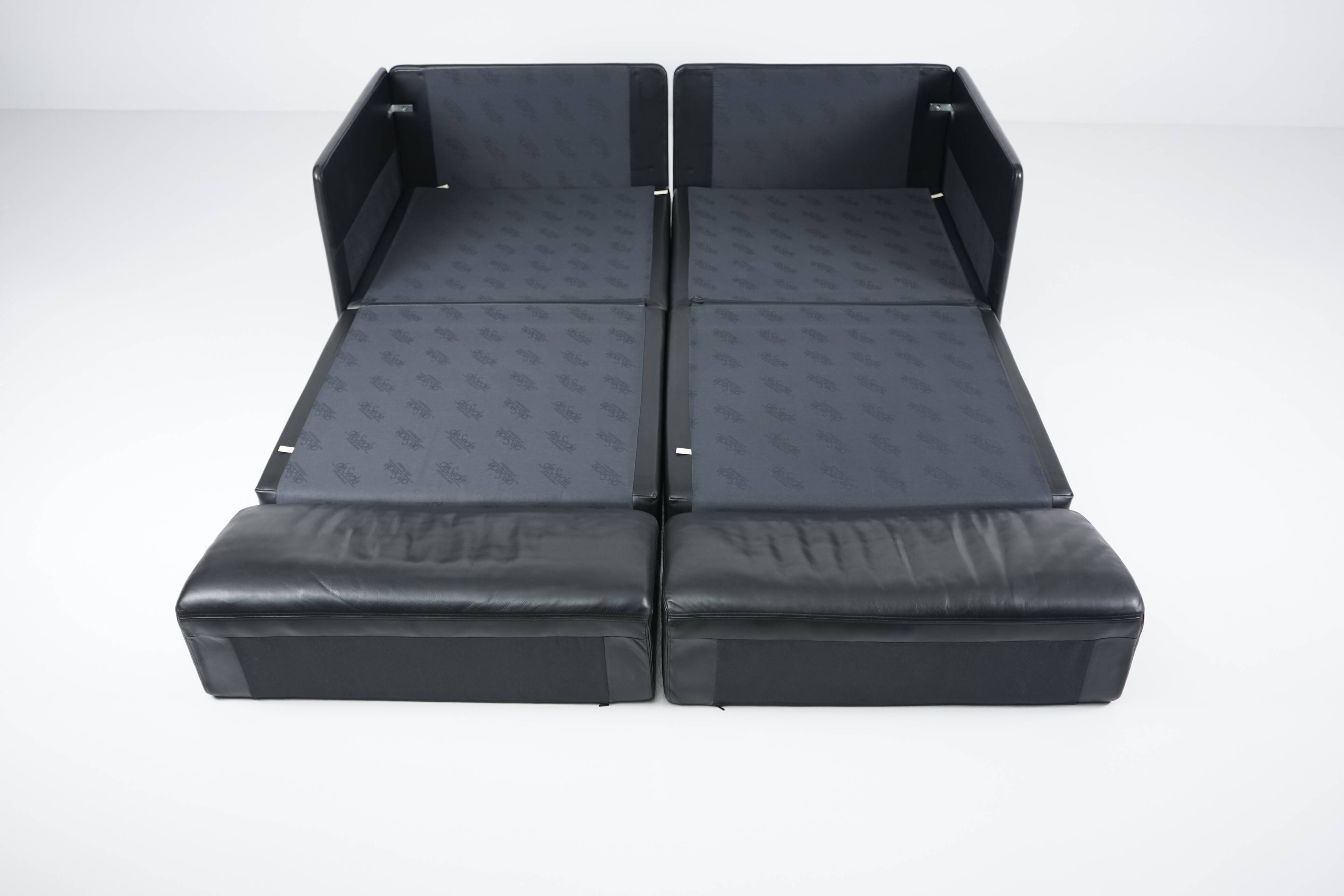 Black leather DS 78 sofa by De Sede