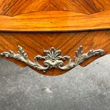Commode de style Louis XVI