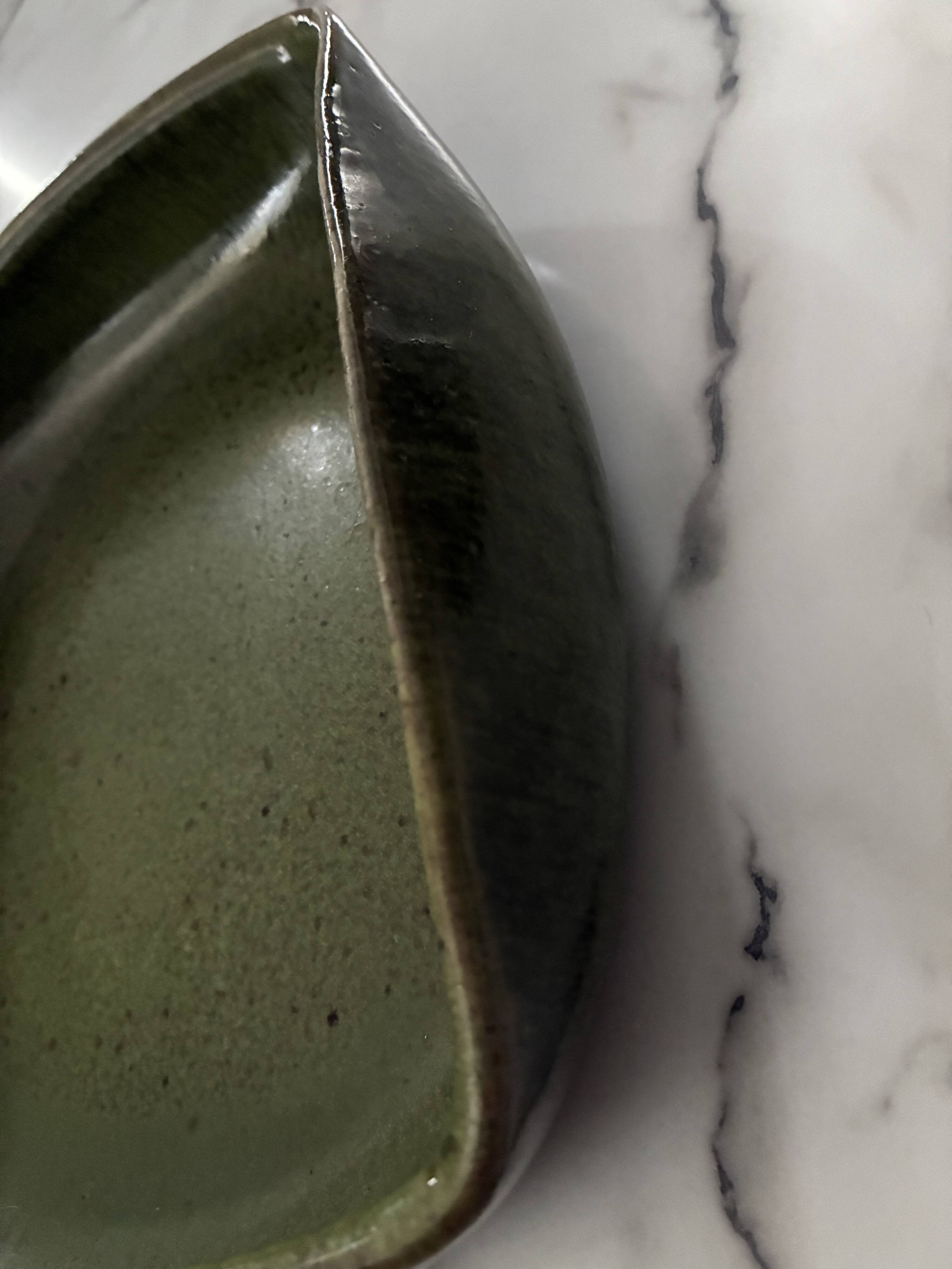 Stoneware plate Poterie du Der