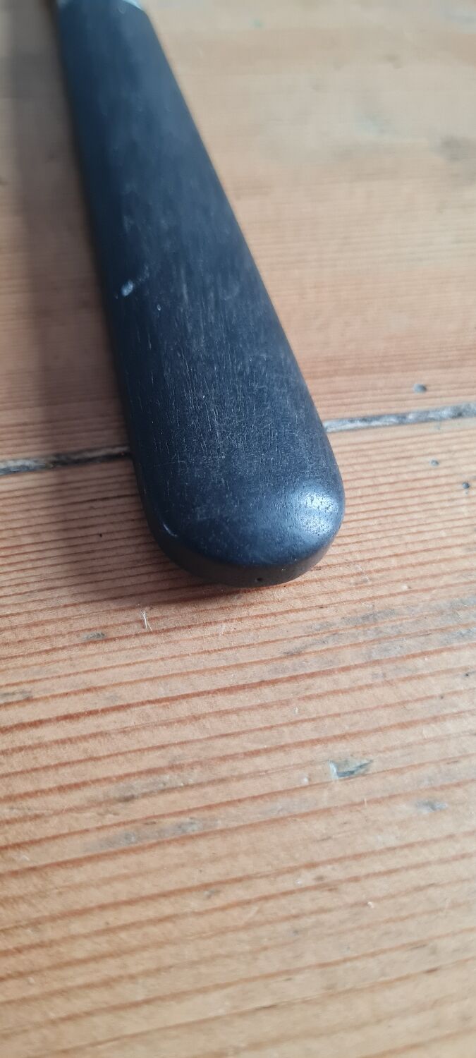 Set of 6 knives in bakelite and forged steel