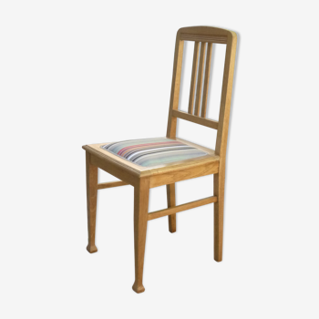 Chair in wood and striped canvas