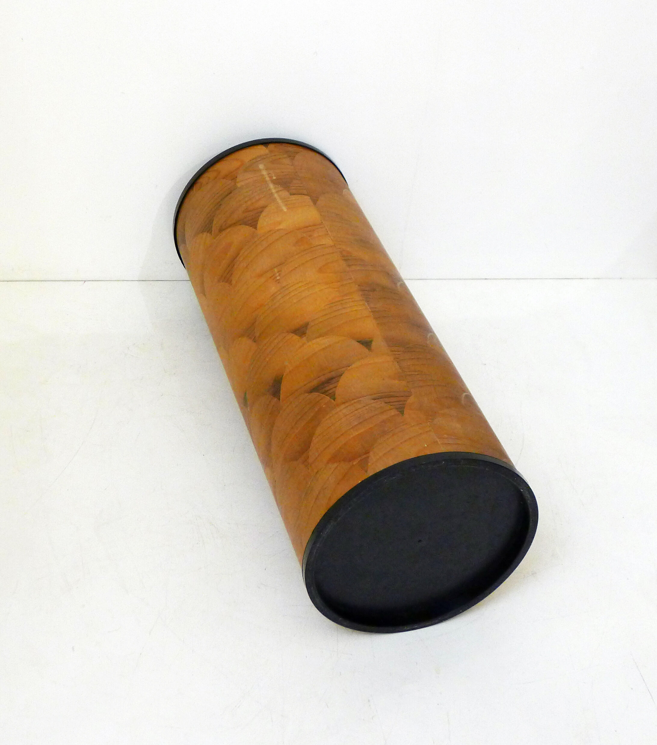 Porte-parapluie écailles bois