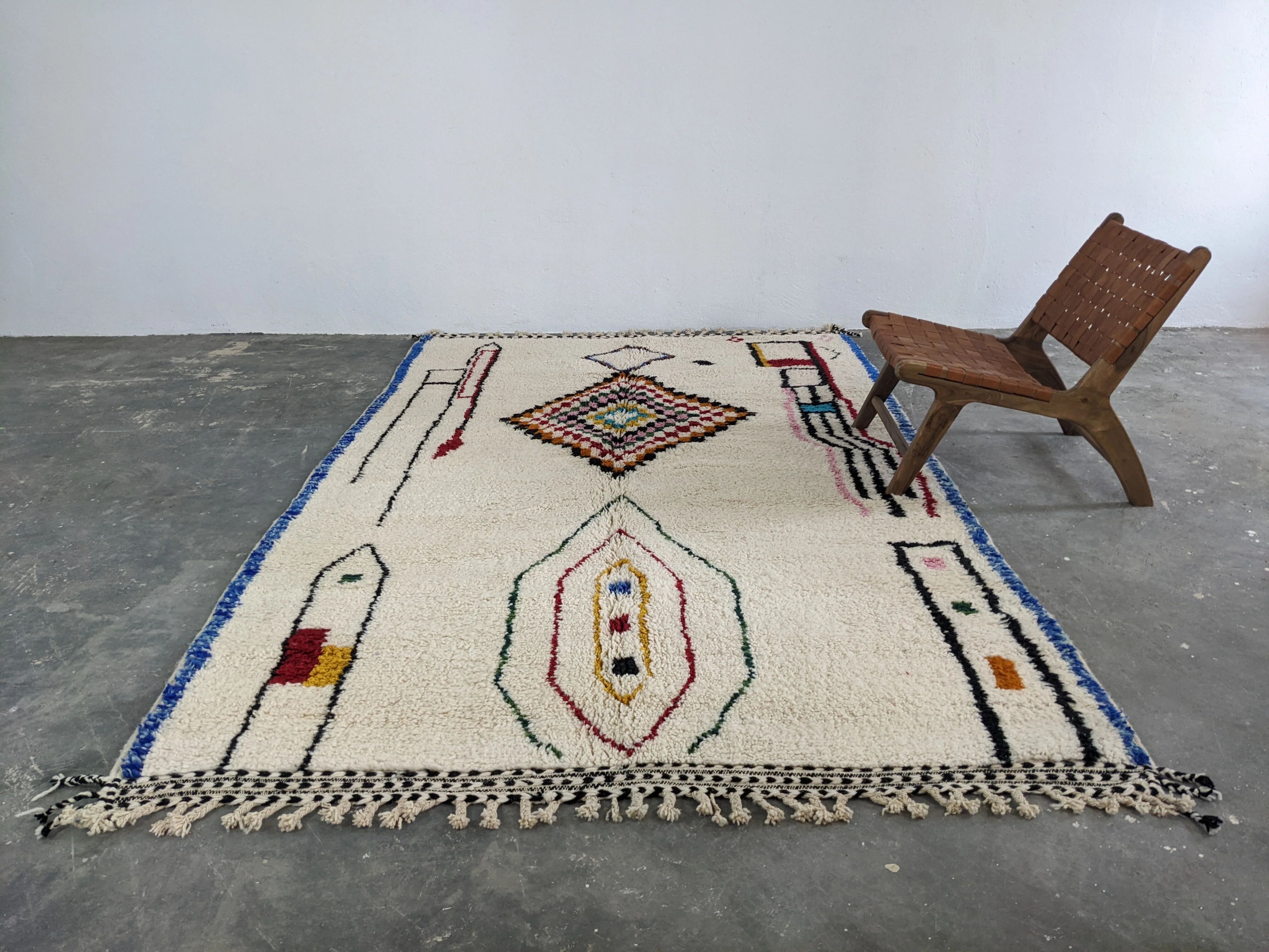 Large Azilal rug, 305 x 200 cm
