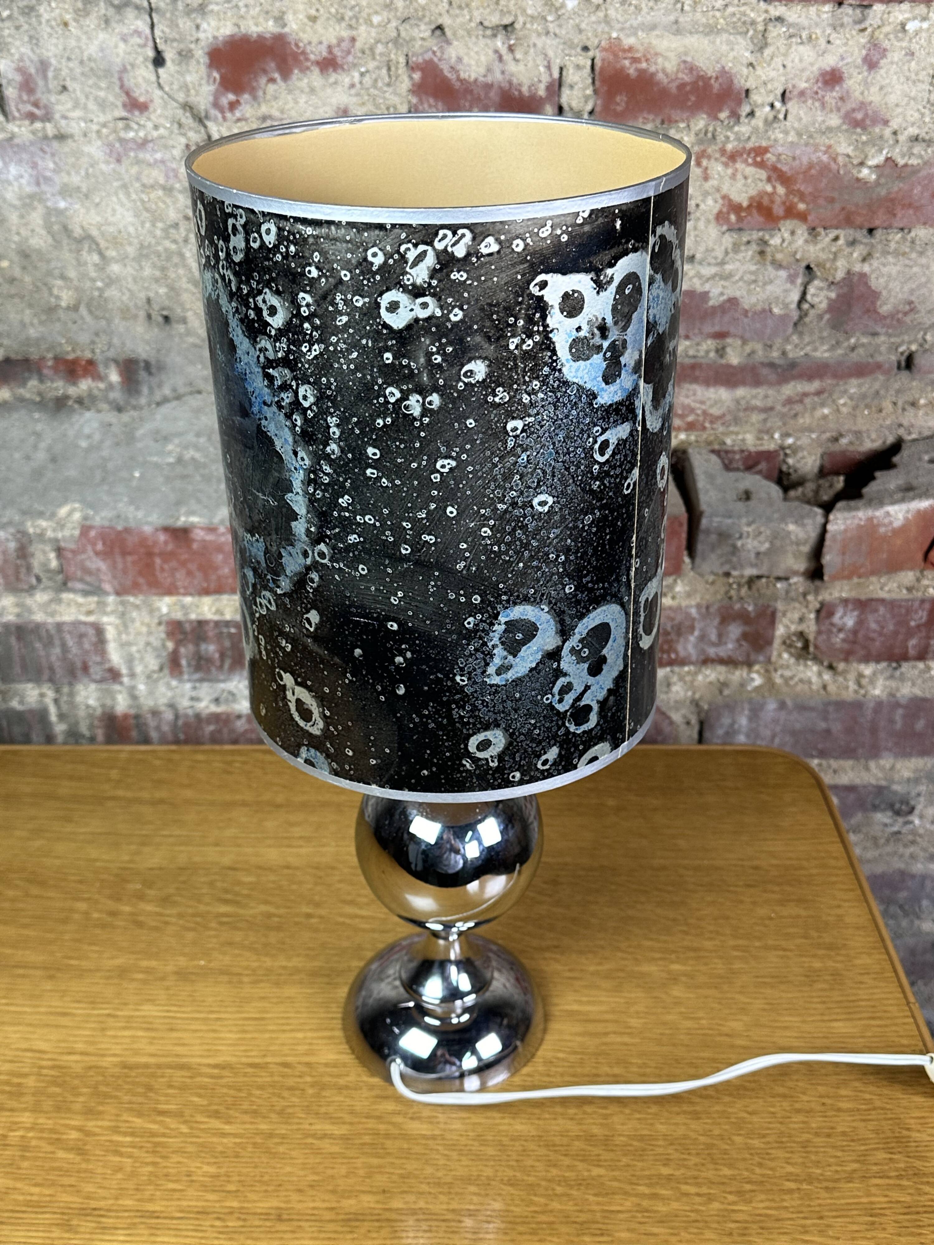 Vintage 70'S chrome metal lamp