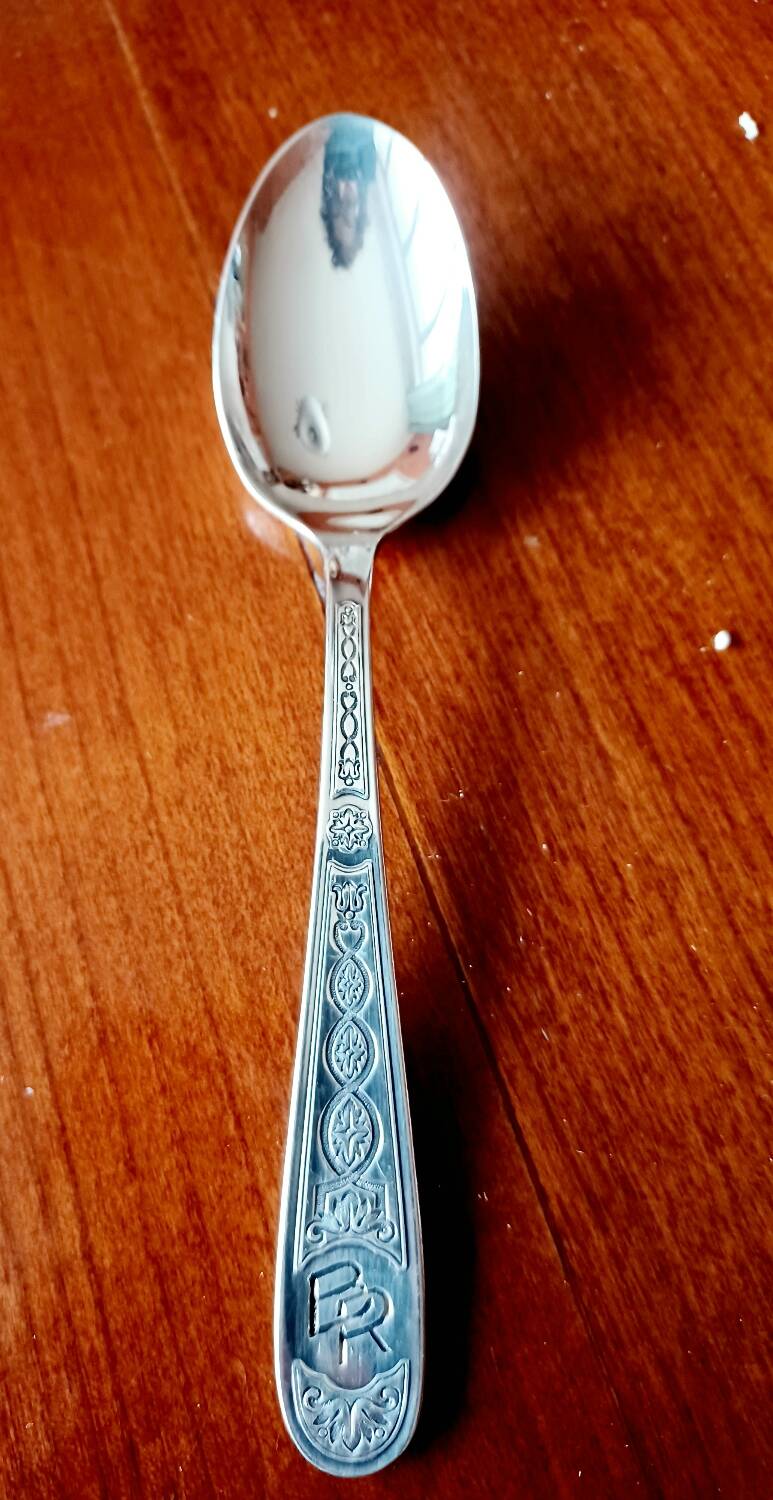 Set of 12 small Christofle Art Deco spoons