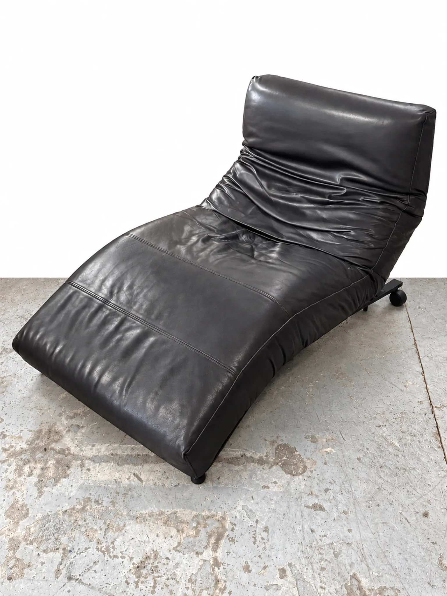 Chaise longue by N.EILERSEN
