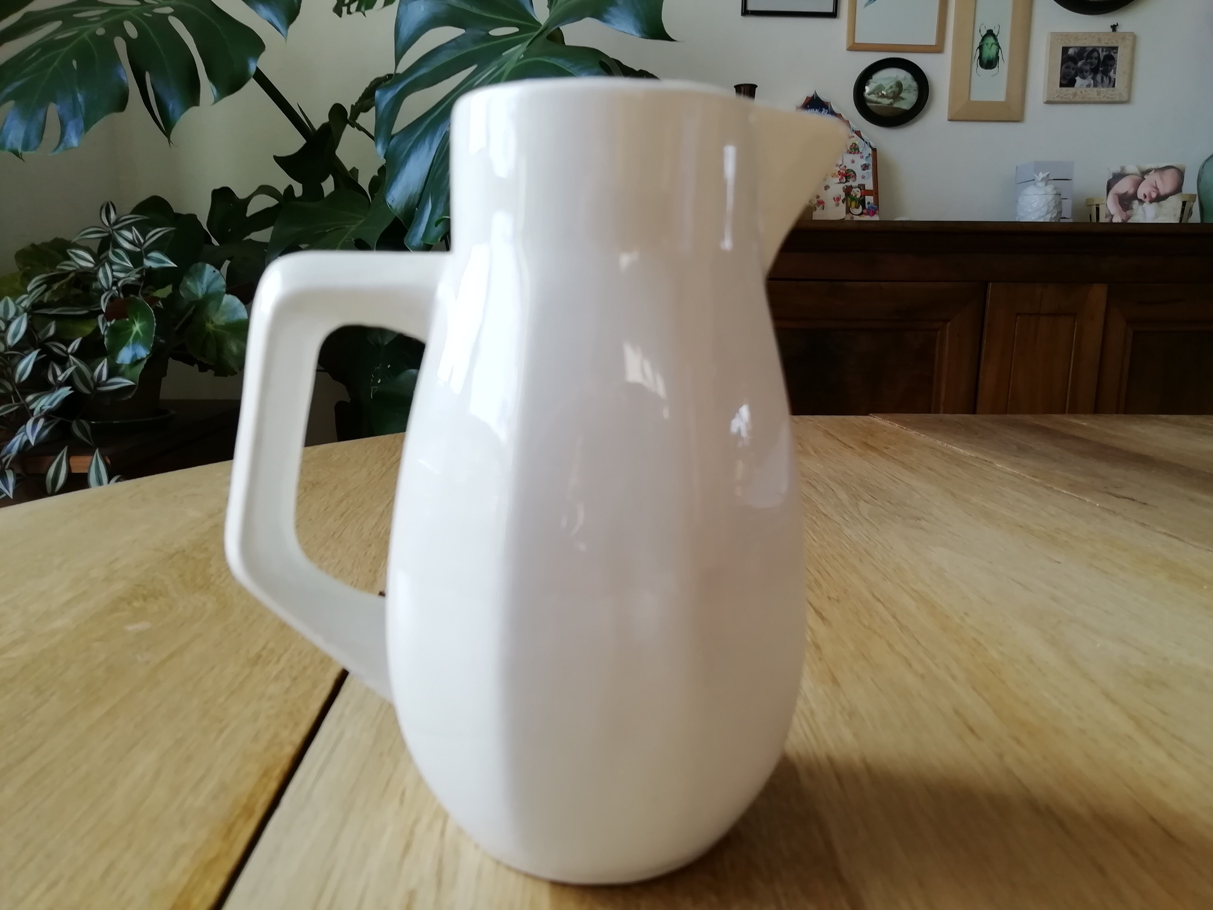 White porcelain milk pot