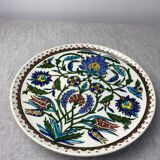 Plat Iznik en faïence