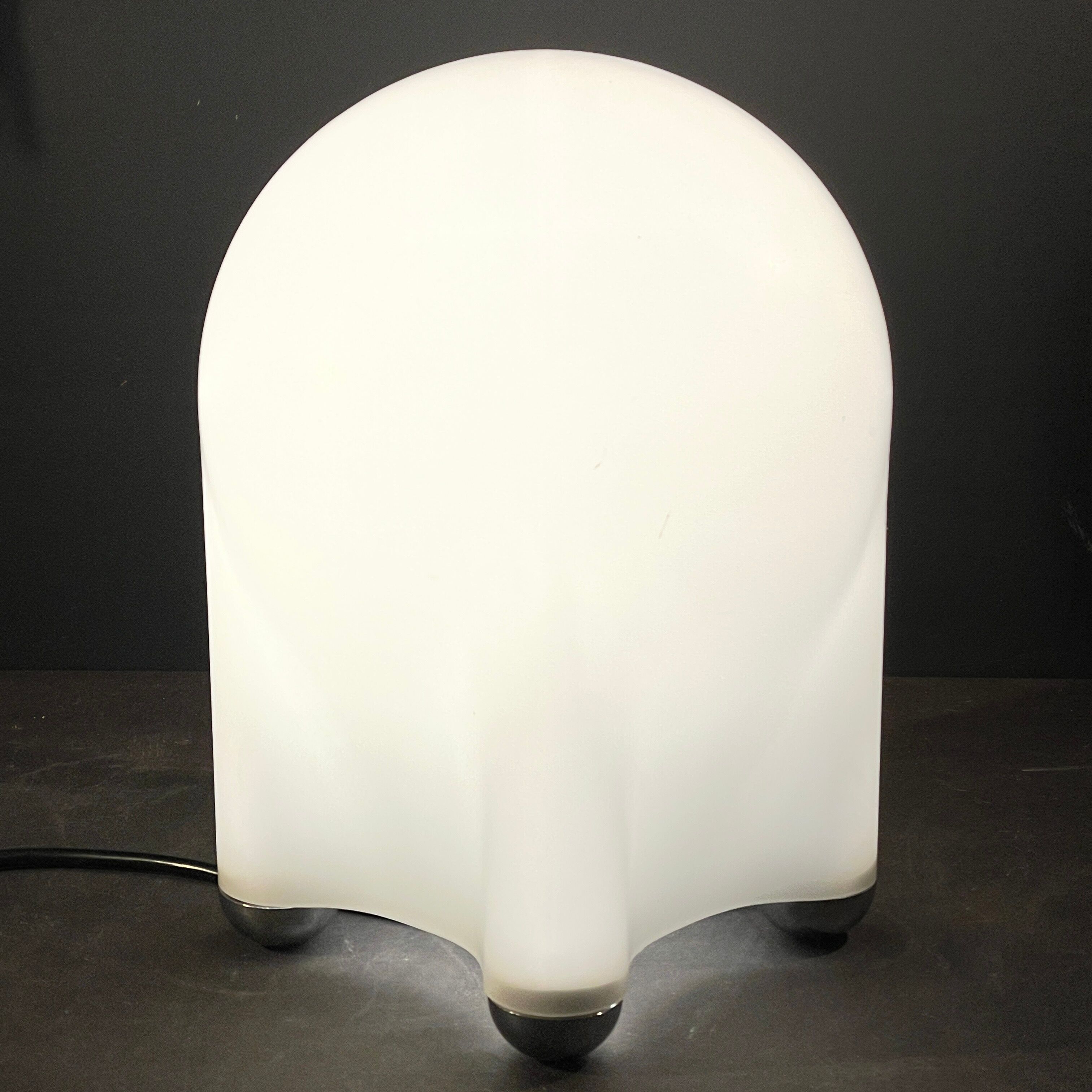 Giotto Stoppino for Tronconi in 1976, Table Lamp "Drop" in Opaline Lined Glass