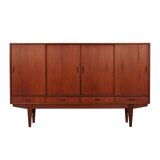 Buffet haut en teck, design danois, années 1970, production : Danemark