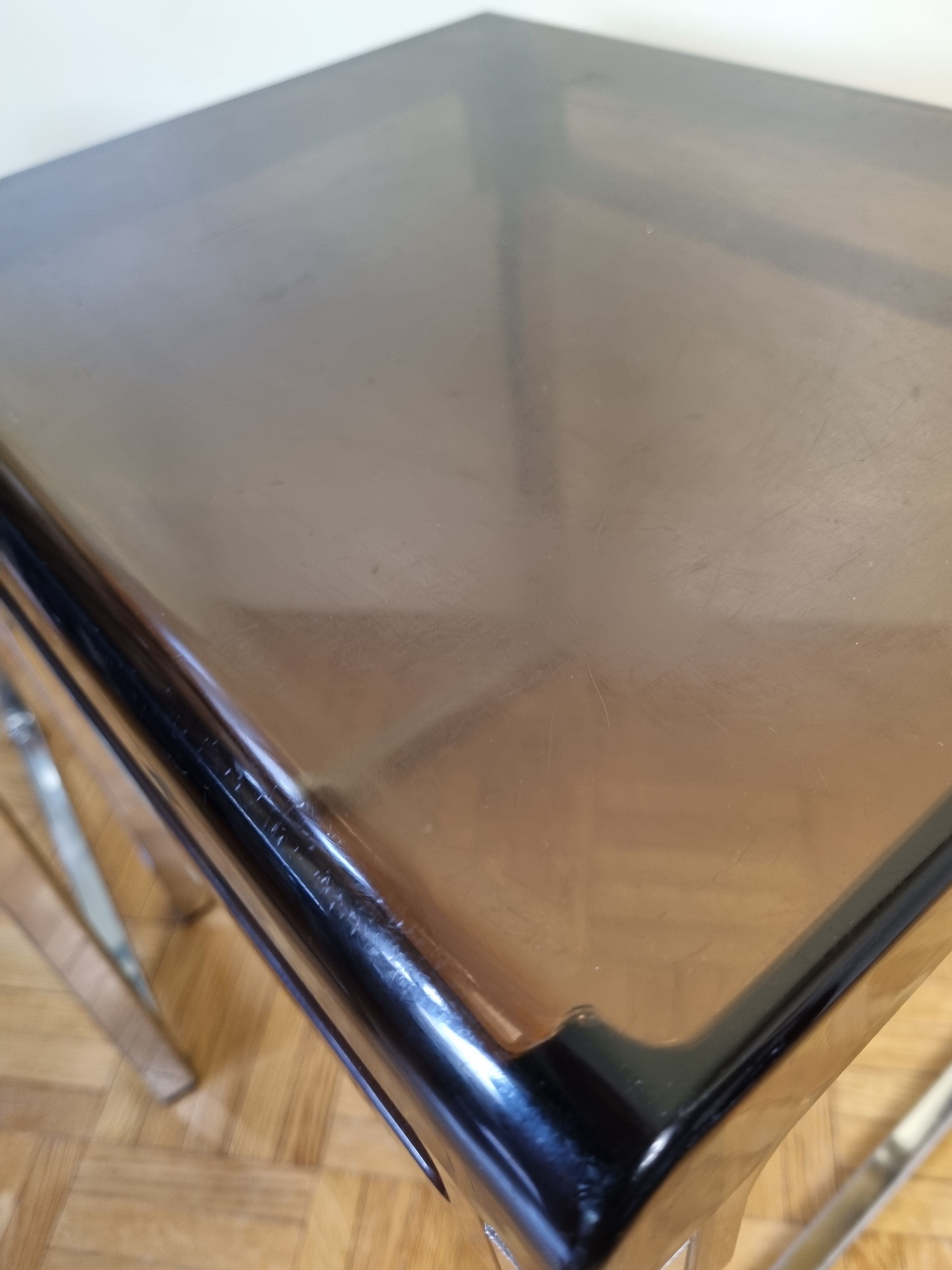 Paire de tables de chevet en plexiglas et chrome bleue et fumé, années 70