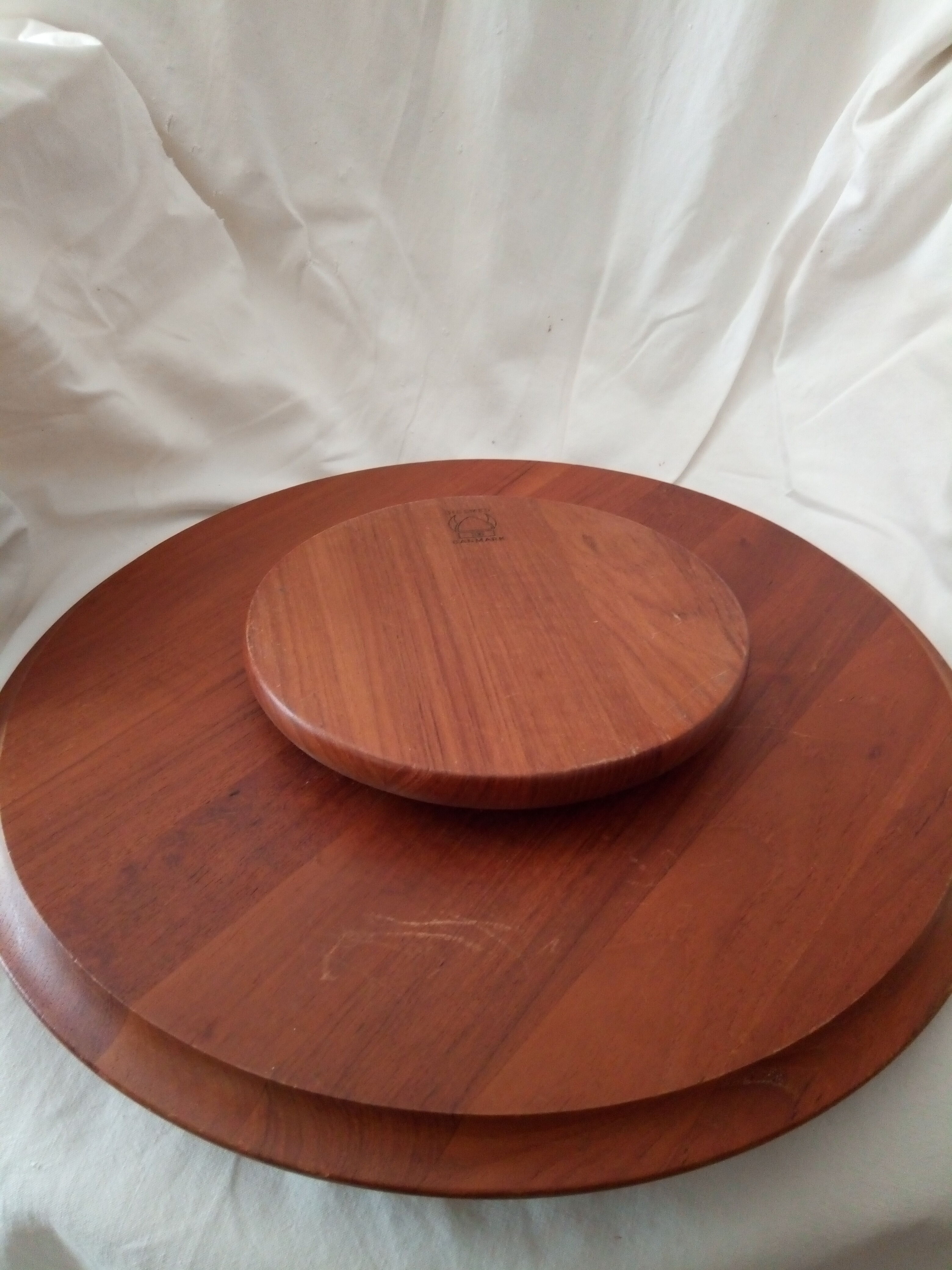 Scandinavian turntable servant of the 60s. Signed Digsmed Denmark.