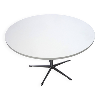 Round table with chrome base