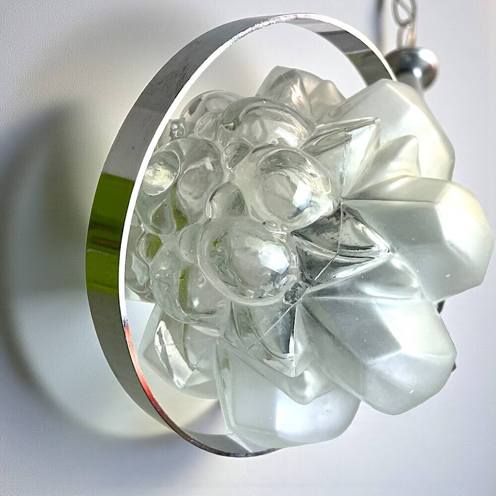 Space Age 3-light Sputnik chandelier