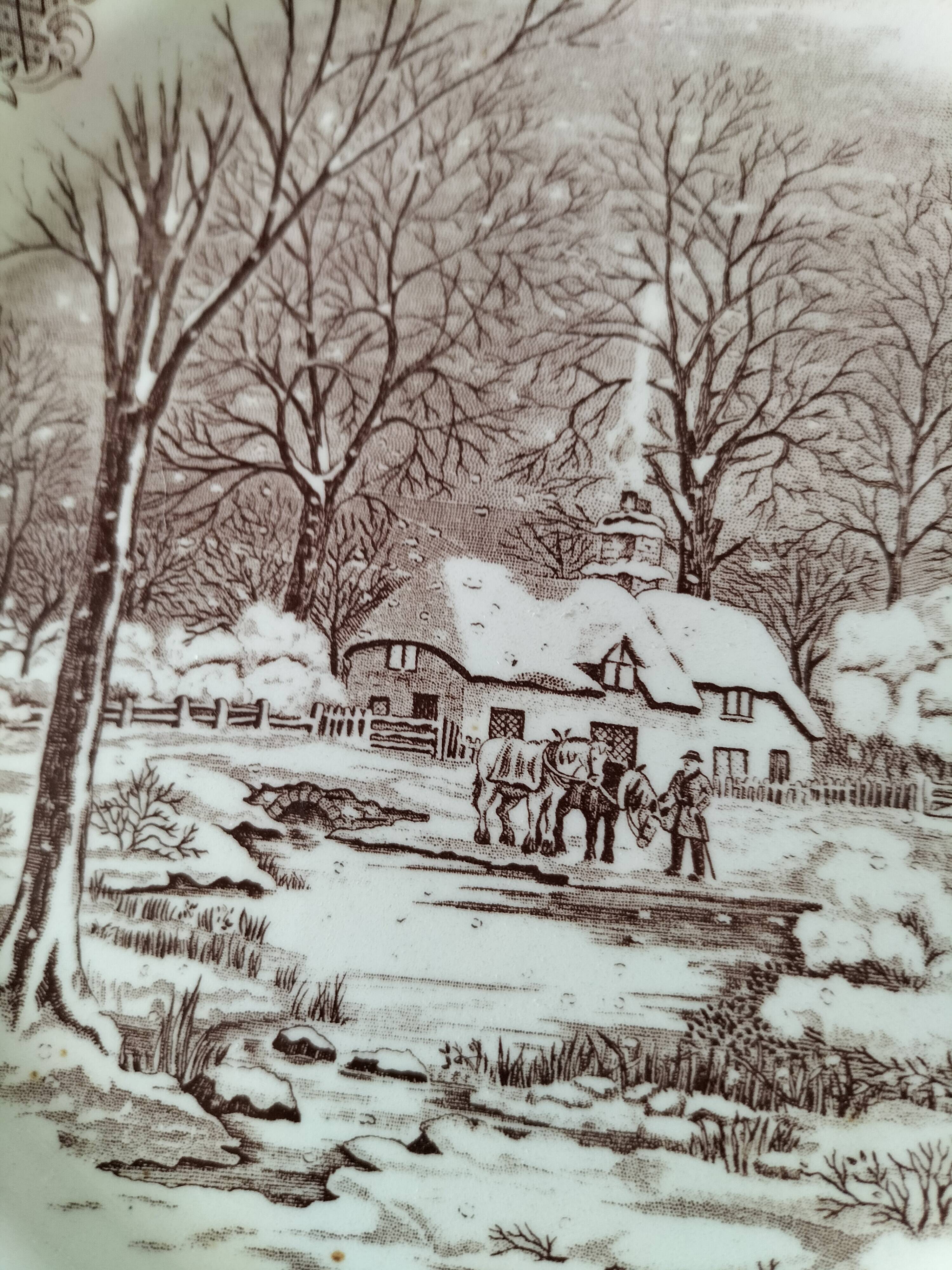 8 old pieces with English decoration – Mismatched collection