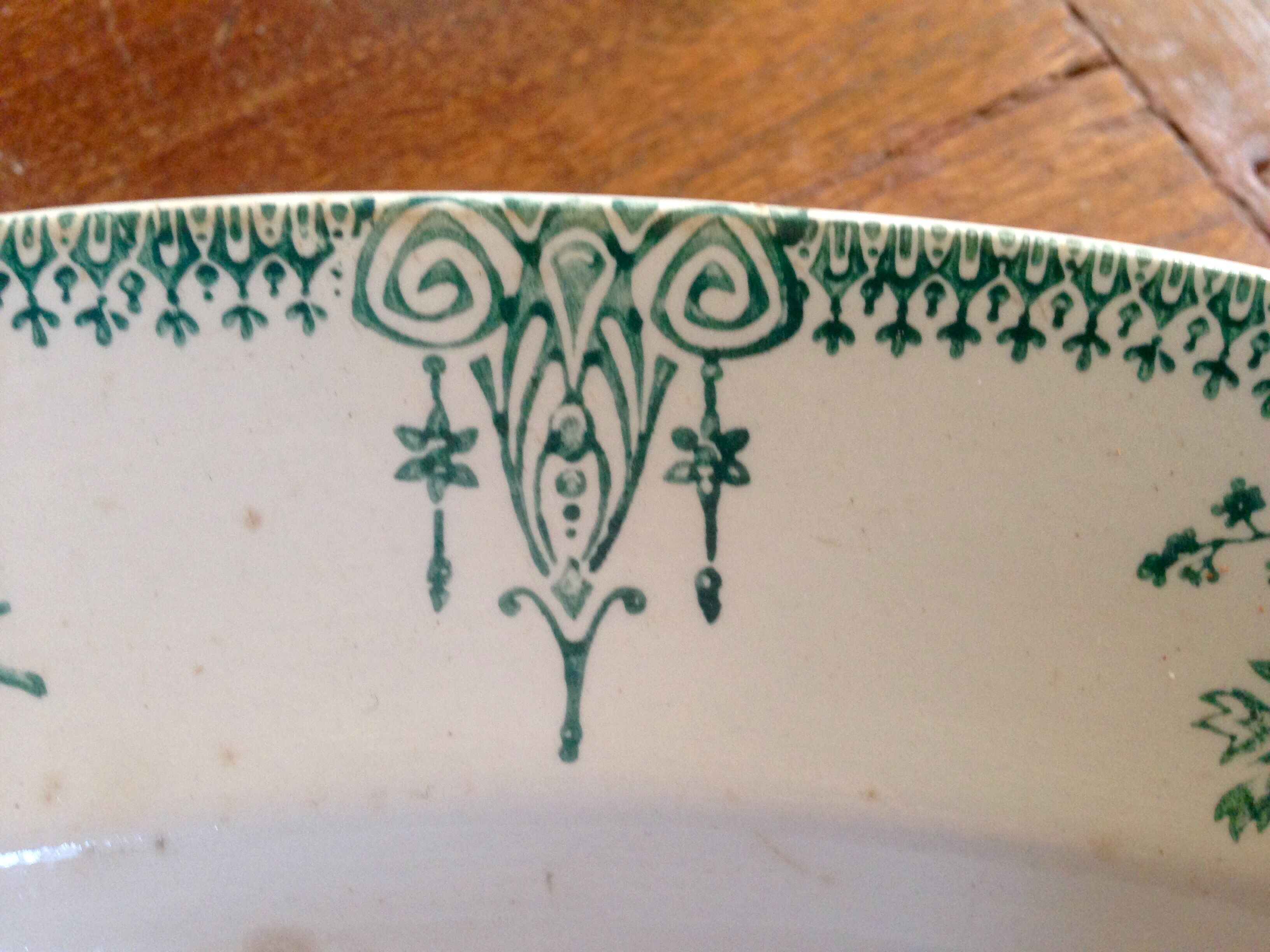 Two flat ovals land of iron