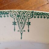 Two flat ovals land of iron