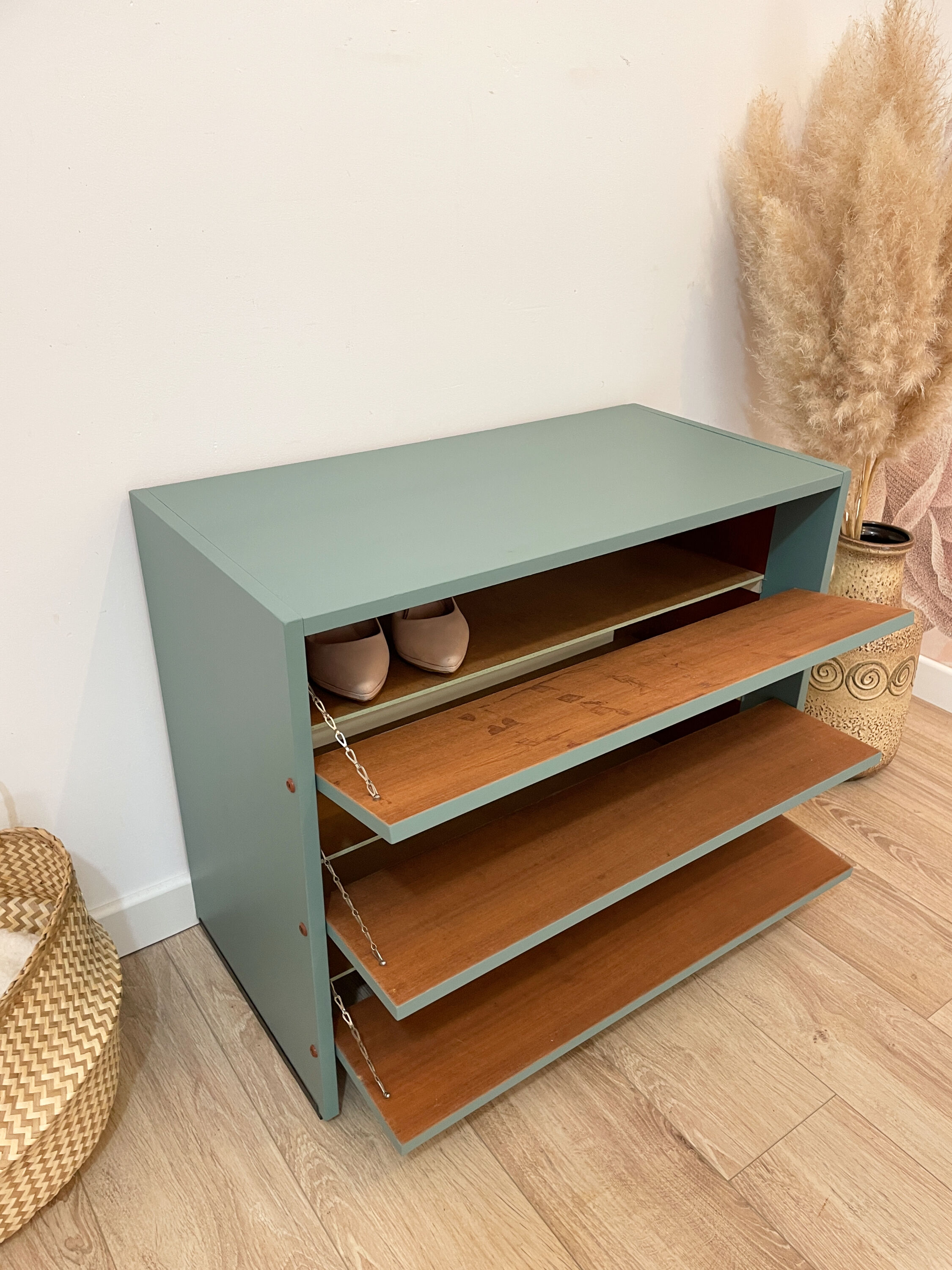 Reimagined shoe cabinet - 70s/80s