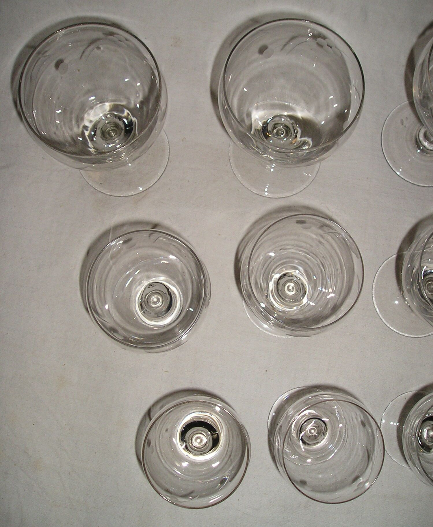 Set of 12 stemware chiseled flowers vintage 60-70 years