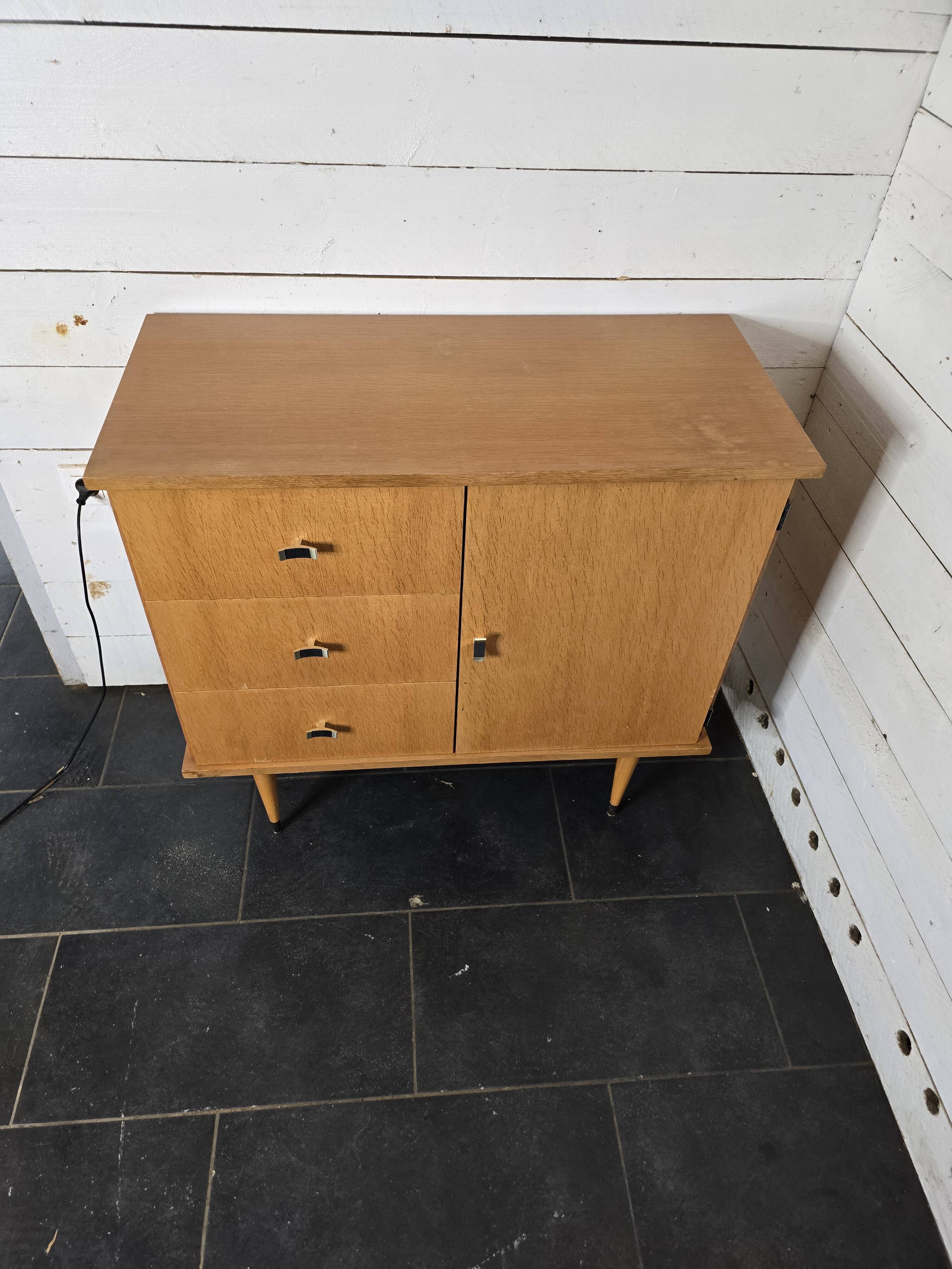 Commode en chêne, années 60