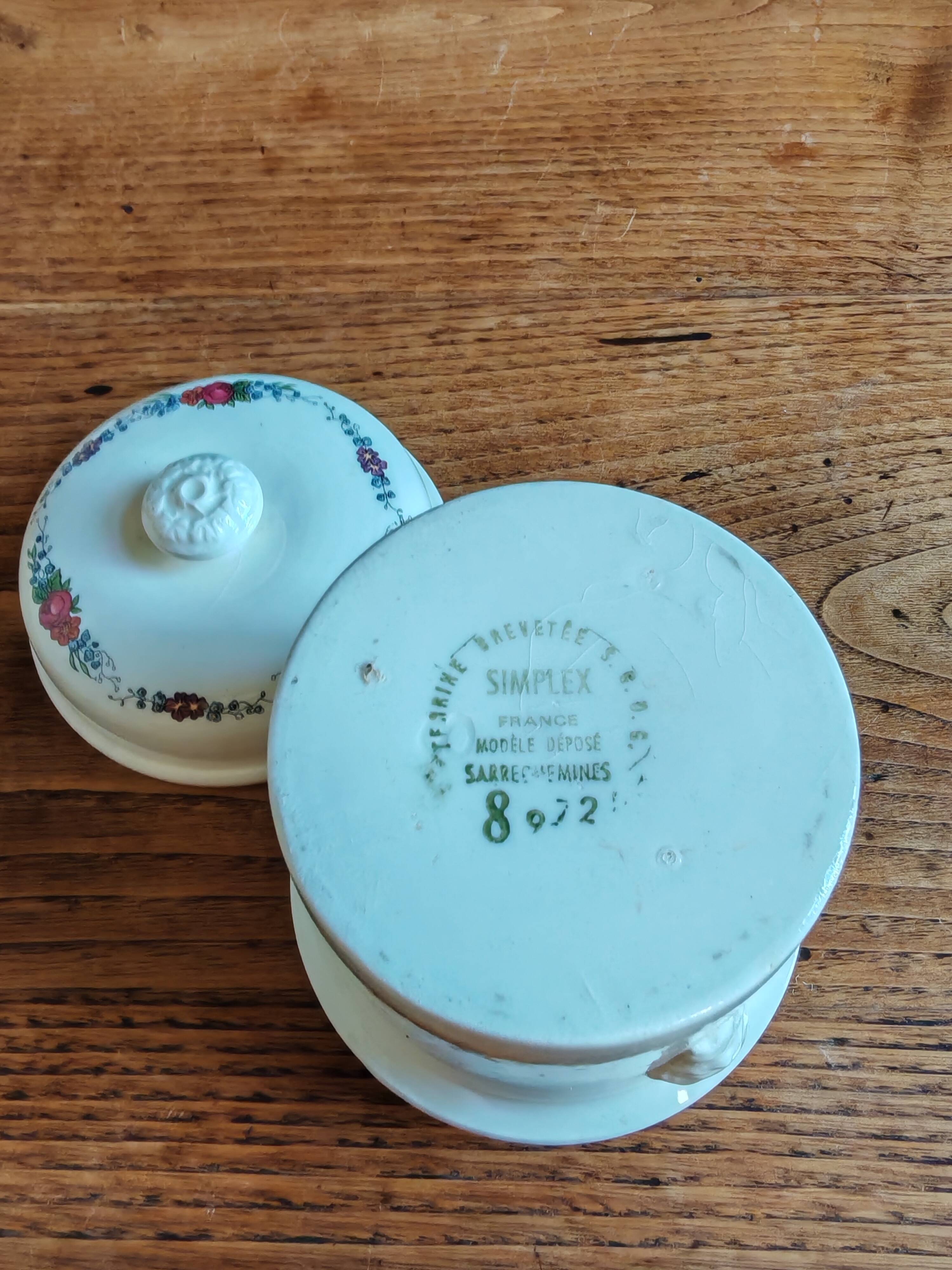 Old-Fashioned Foie Gras Terrine SARREGUEMINES Simplex - Decorated with Alsatian Scenes