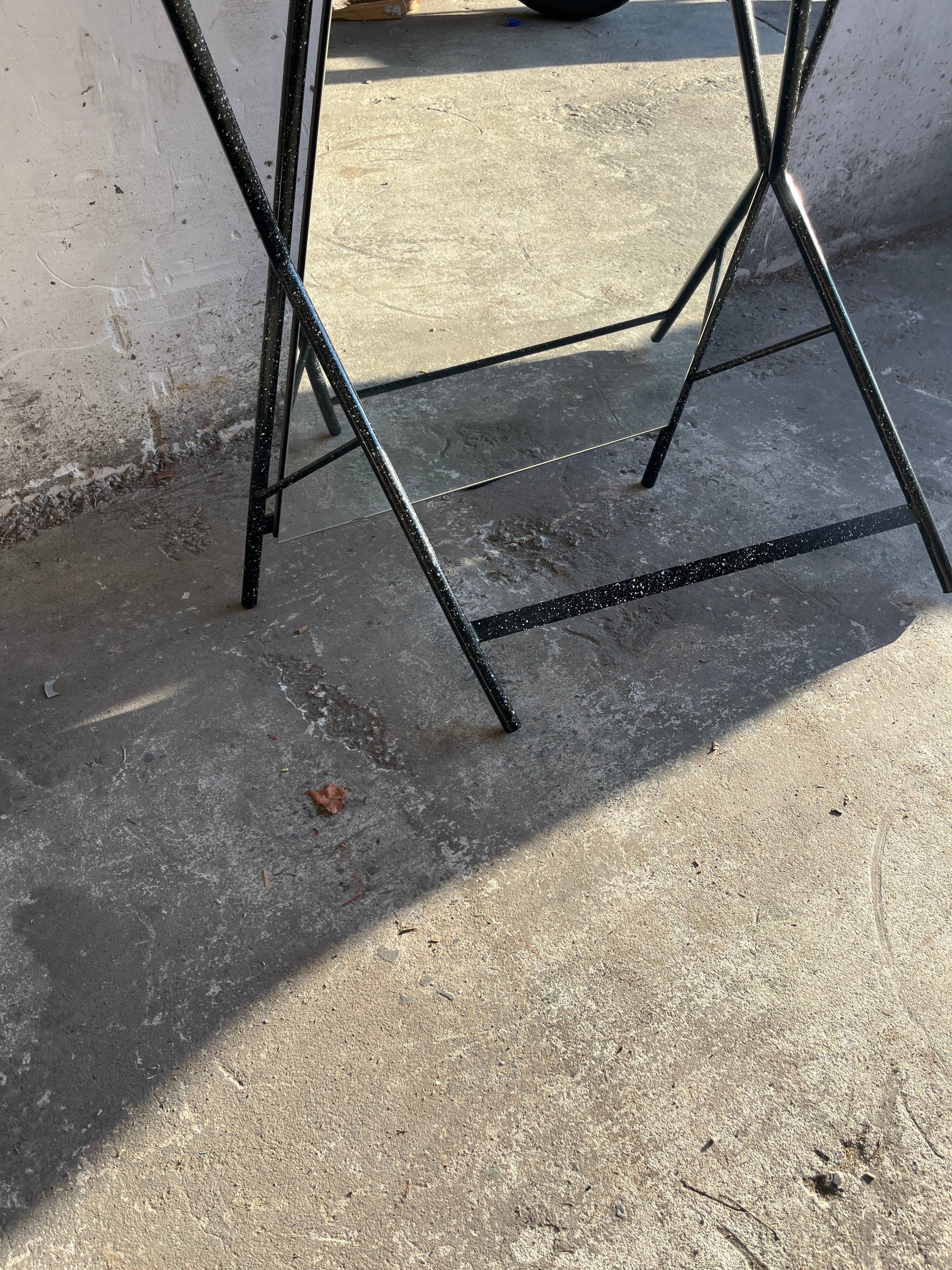 Coat rack with mirror in metal Memphis style (1980s)