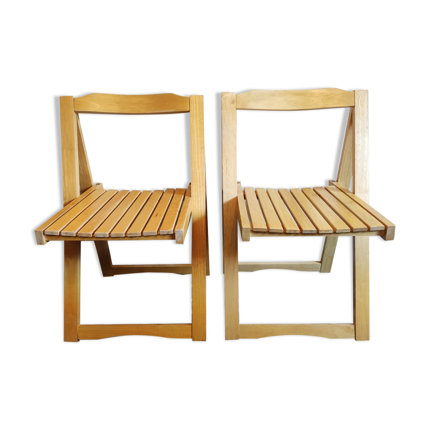 wooden folding chairs