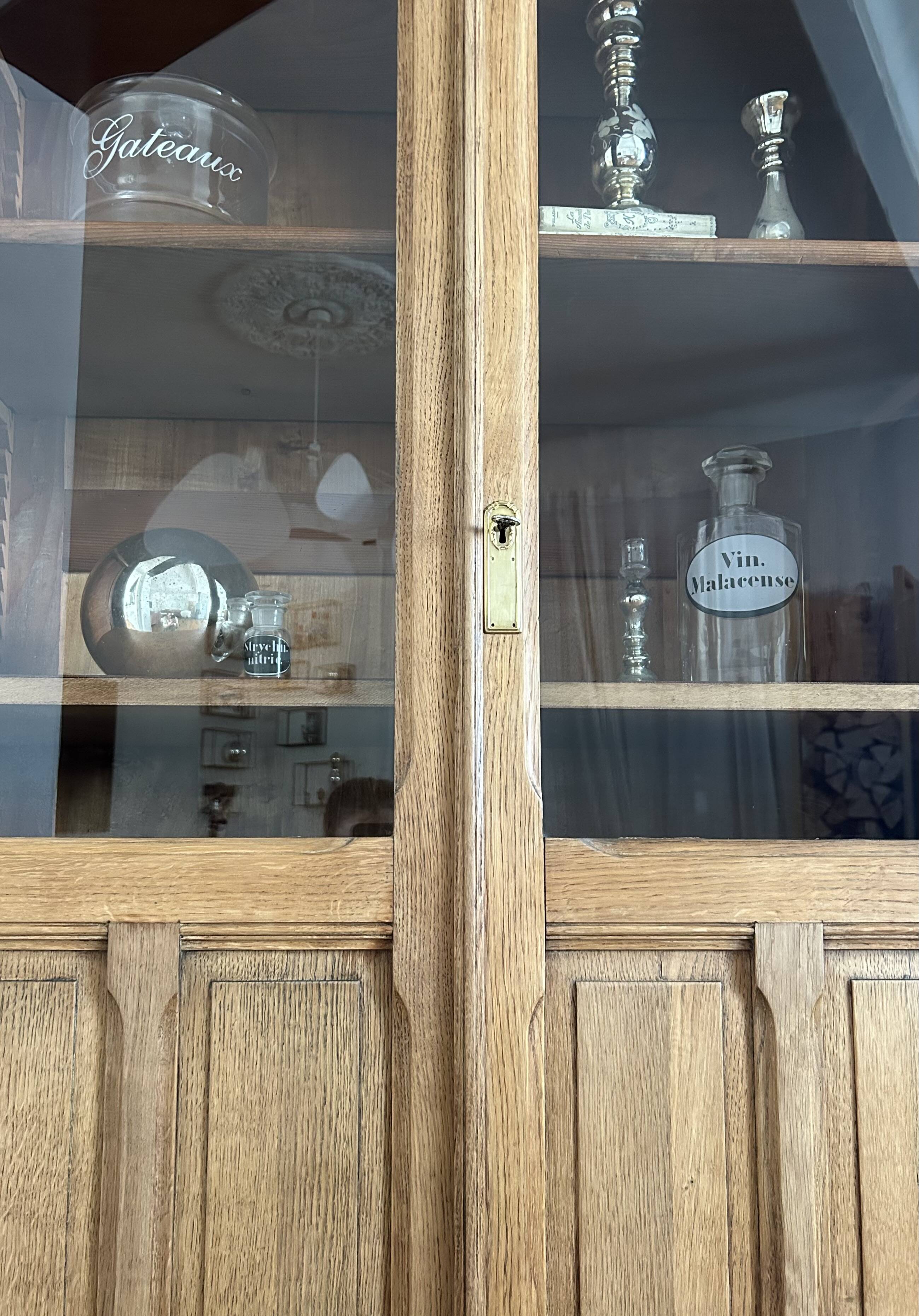 DeLagrave school showcase early 20th century