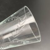 Water glasses with chiseled patterns