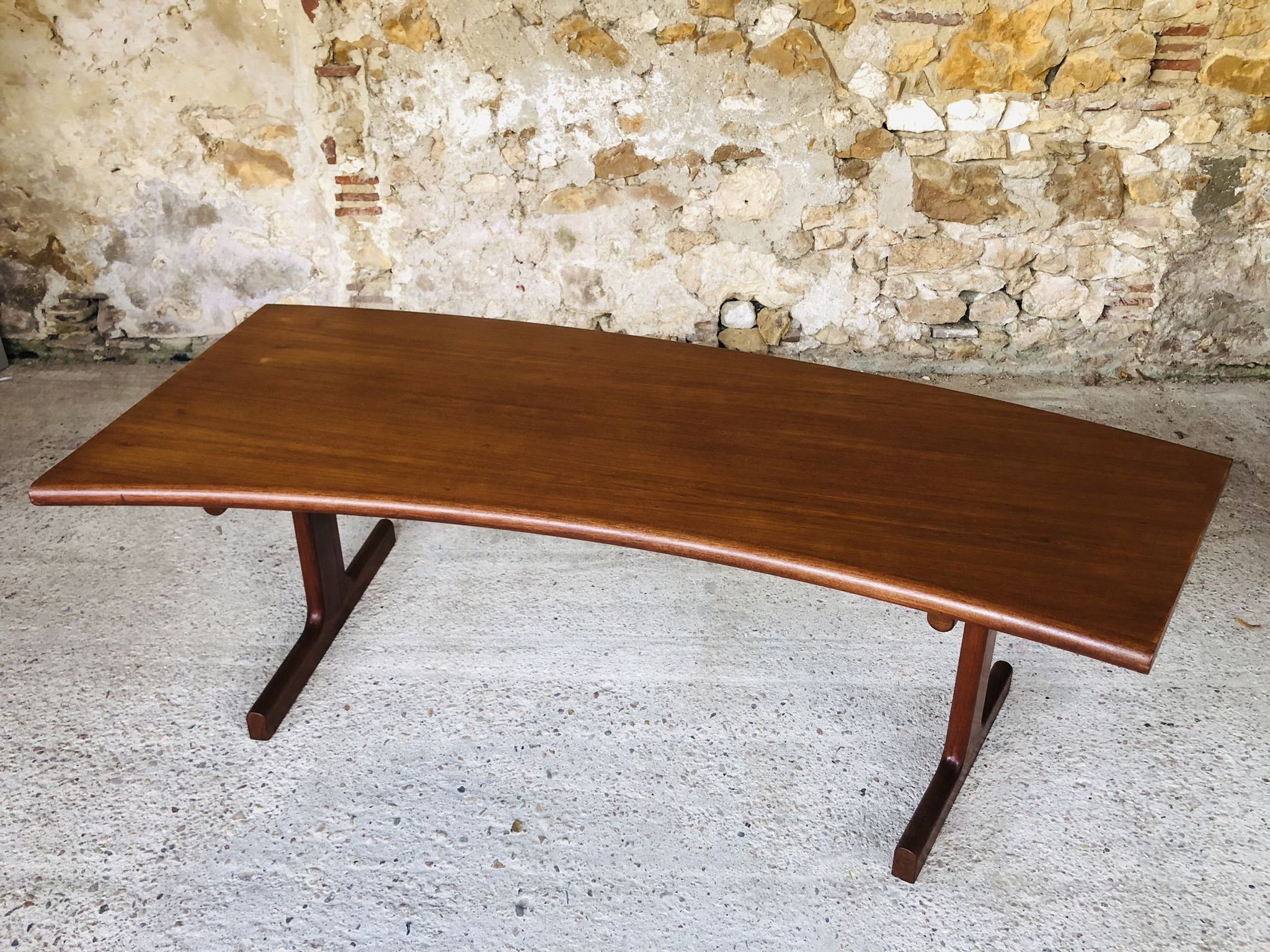Table basse en teck danoise, Johannes Andersen pour CFC Silkeborg, Circa 60's